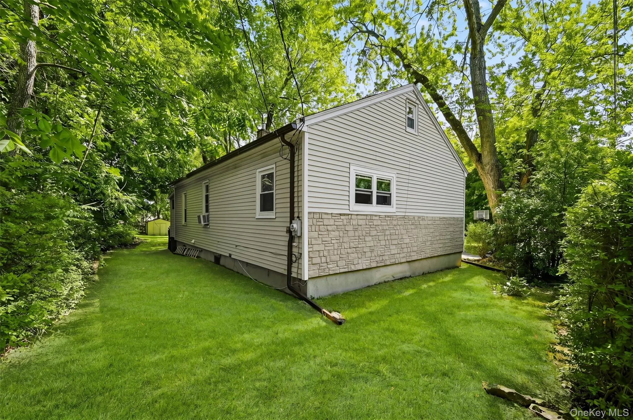 19 Hulse Avenue, Wallkill, NY, 2 Bedrooms Bedrooms, 6 Rooms Rooms,1 BathroomBathrooms,Residential,For Rent,Hulse,0,1012319 19 Hulse Avenue, Wallkill, NY, 2 Bedrooms Bedrooms, 6 Rooms Rooms,1 BathroomBathrooms,Residential,For Rent,Hulse,0,1012319