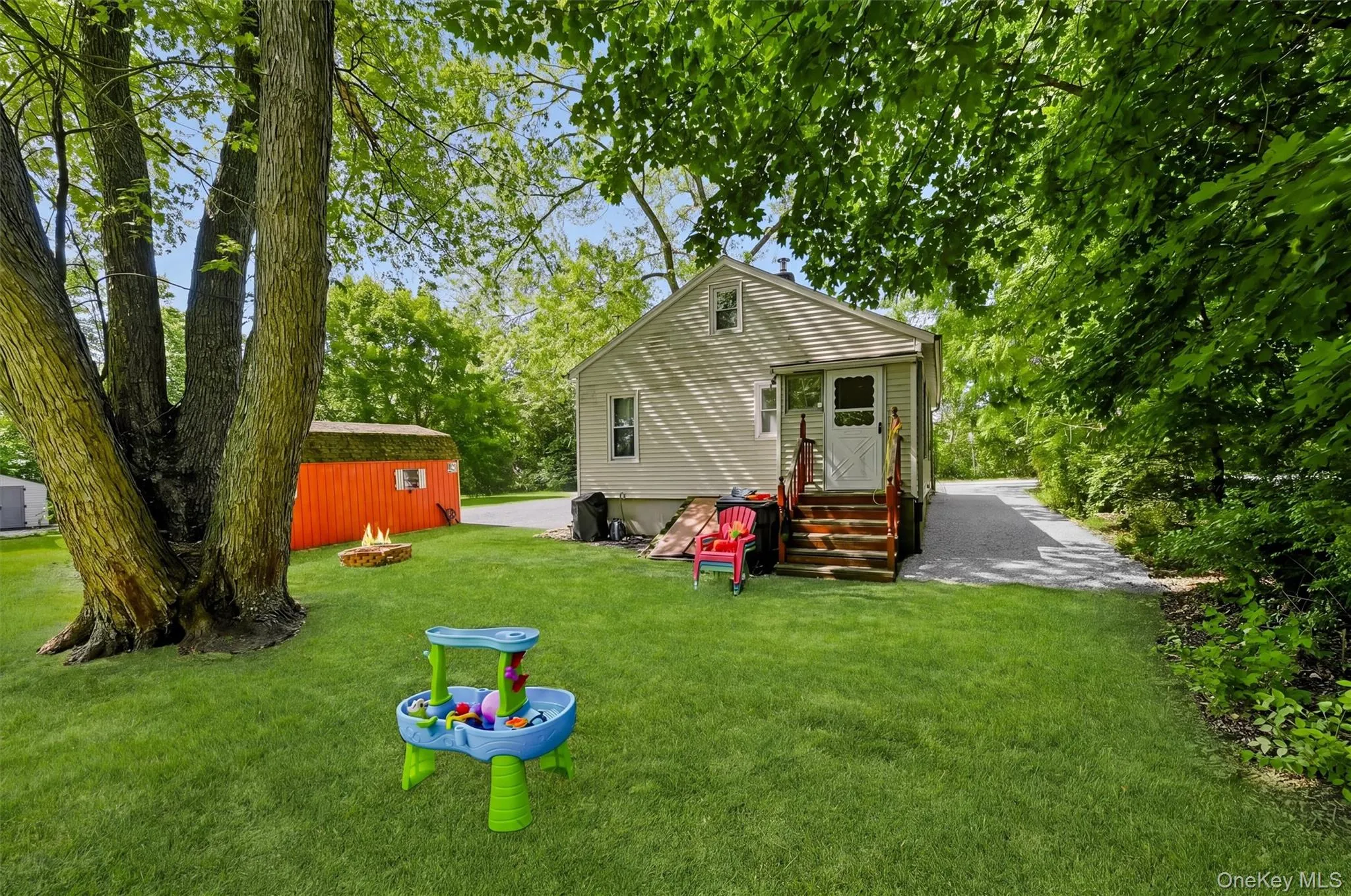19 Hulse Avenue, Wallkill, NY, 2 Bedrooms Bedrooms, 6 Rooms Rooms,1 BathroomBathrooms,Residential,For Rent,Hulse,0,1012319 19 Hulse Avenue, Wallkill, NY, 2 Bedrooms Bedrooms, 6 Rooms Rooms,1 BathroomBathrooms,Residential,For Rent,Hulse,0,1012319