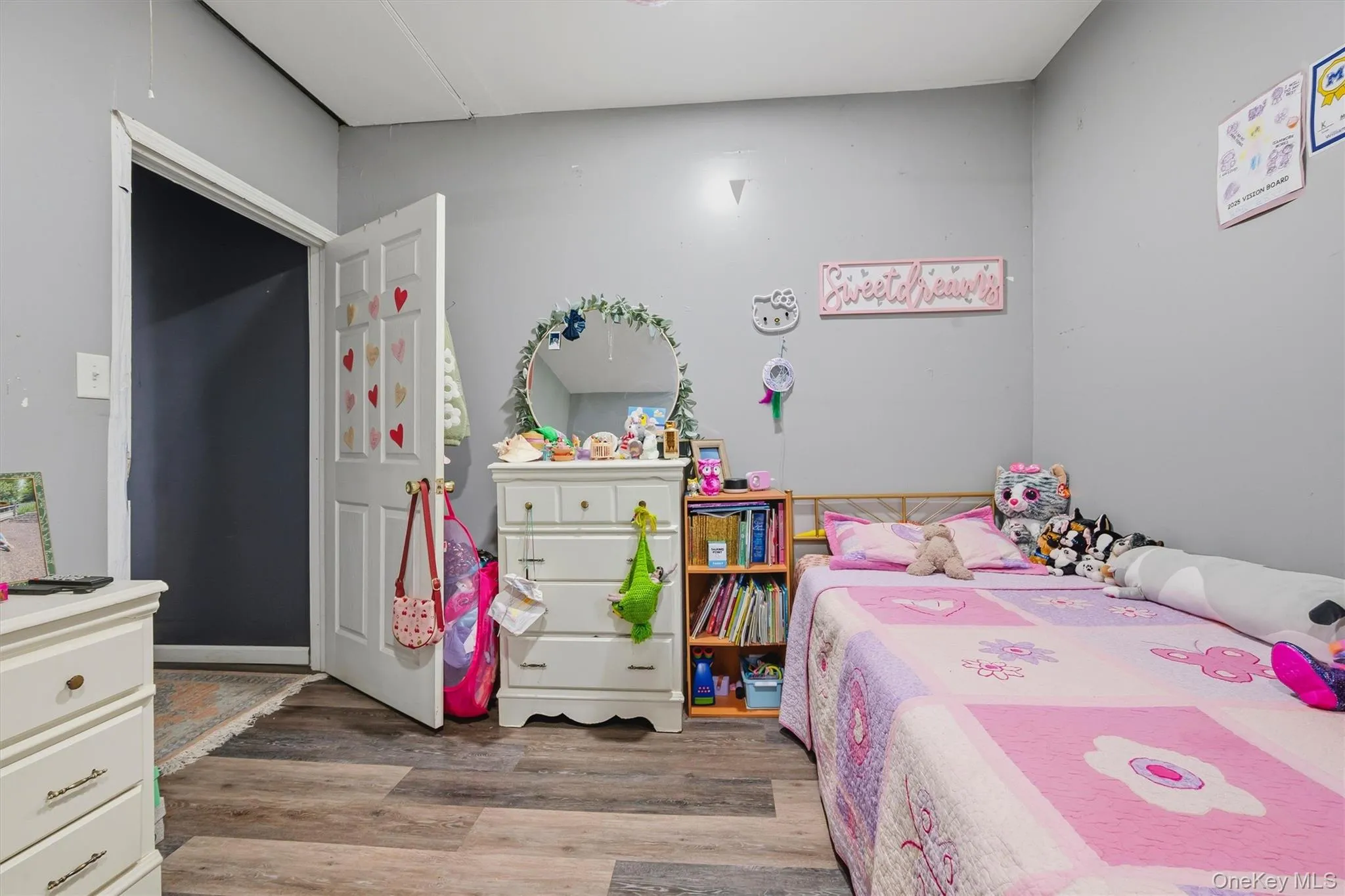 19 Hulse Avenue, Wallkill, NY, 2 Bedrooms Bedrooms, 6 Rooms Rooms,1 BathroomBathrooms,Residential,For Rent,Hulse,0,1012319 19 Hulse Avenue, Wallkill, NY, 2 Bedrooms Bedrooms, 6 Rooms Rooms,1 BathroomBathrooms,Residential,For Rent,Hulse,0,1012319