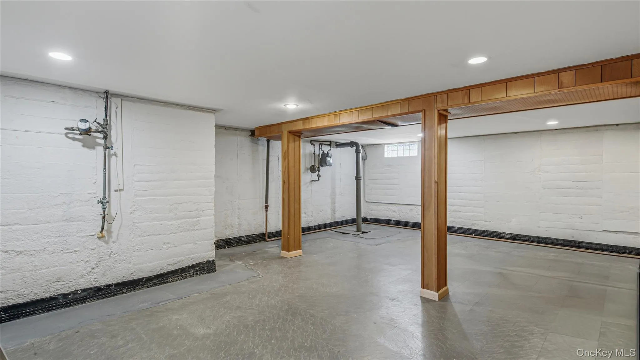 65 Stewart Avenue, Hempstead, NY, 4 Bedrooms Bedrooms, 7 Rooms Rooms,1 BathroomBathrooms,Residential,For Rent,Stewart,0,1012321 65 Stewart Avenue, Hempstead, NY, 4 Bedrooms Bedrooms, 7 Rooms Rooms,1 BathroomBathrooms,Residential,For Rent,Stewart,0,1012321