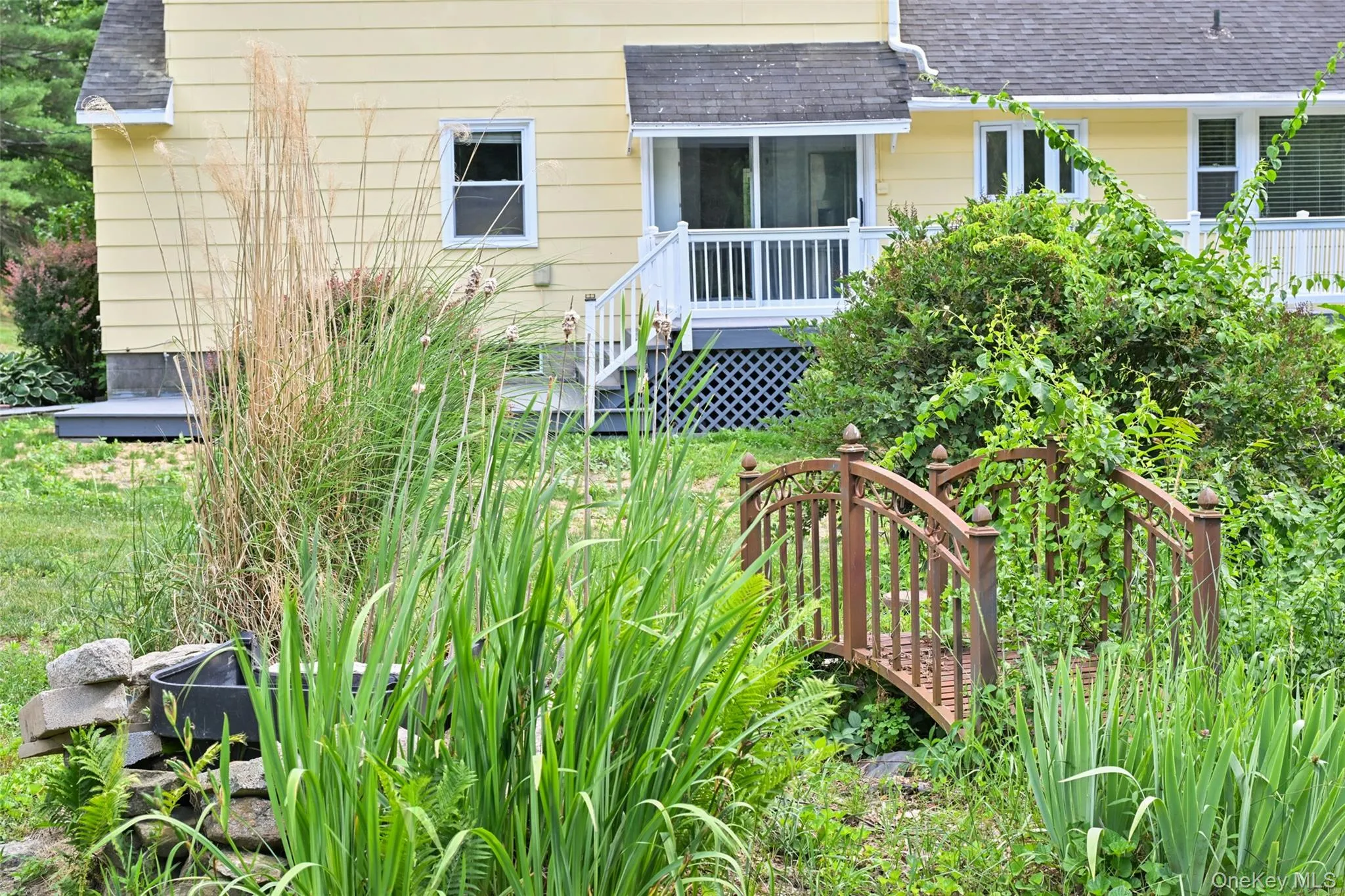 Backyard/mature landscaping Backyard/mature landscaping