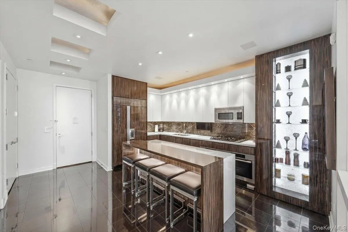 230 56th Street, New York, NY, 3 Bedrooms Bedrooms, 7 Rooms Rooms,3 BathroomsBathrooms,Residential,For Rent,56th,0,1012327 230 56th Street, New York, NY, 3 Bedrooms Bedrooms, 7 Rooms Rooms,3 BathroomsBathrooms,Residential,For Rent,56th,0,1012327