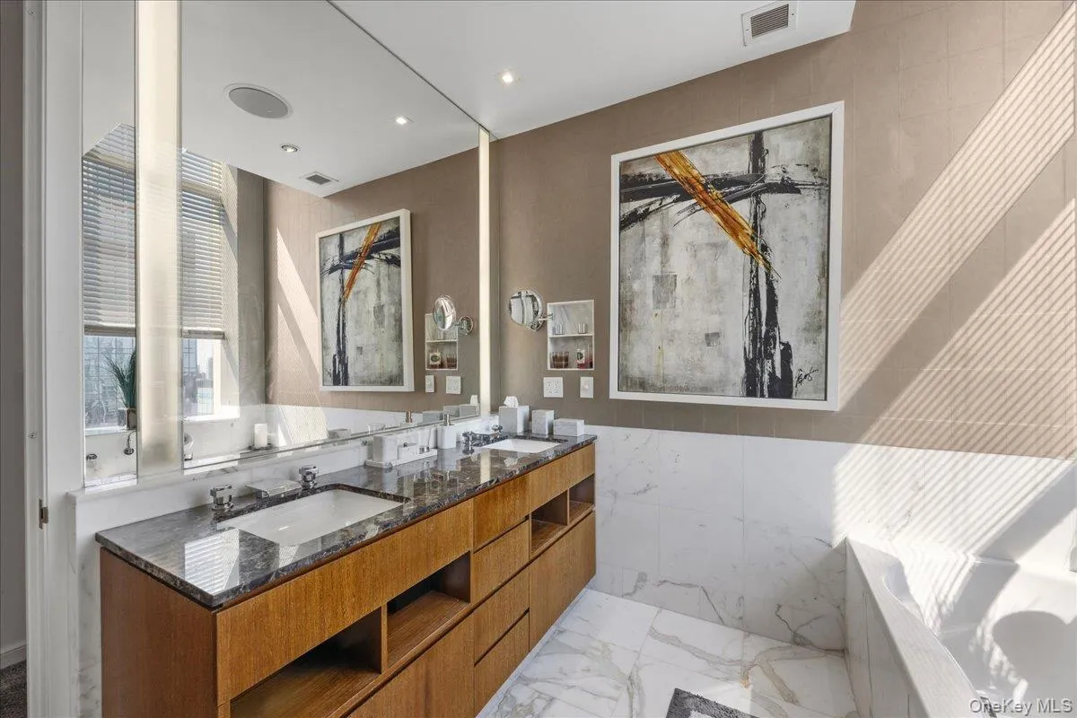 230 56th Street, New York, NY, 3 Bedrooms Bedrooms, 7 Rooms Rooms,3 BathroomsBathrooms,Residential,For Rent,56th,0,1012327 230 56th Street, New York, NY, 3 Bedrooms Bedrooms, 7 Rooms Rooms,3 BathroomsBathrooms,Residential,For Rent,56th,0,1012327