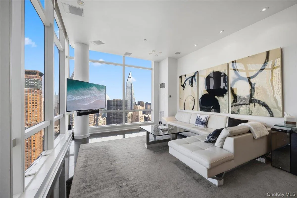 230 56th Street, New York, NY, 3 Bedrooms Bedrooms, 7 Rooms Rooms,3 BathroomsBathrooms,Residential,For Rent,56th,0,1012327 230 56th Street, New York, NY, 3 Bedrooms Bedrooms, 7 Rooms Rooms,3 BathroomsBathrooms,Residential,For Rent,56th,0,1012327
