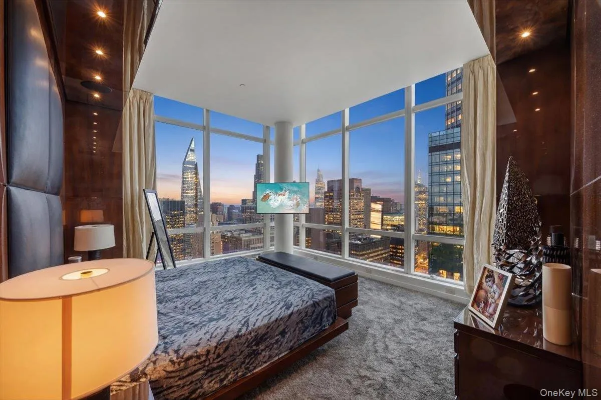 230 56th Street, New York, NY, 3 Bedrooms Bedrooms, 7 Rooms Rooms,3 BathroomsBathrooms,Residential,For Rent,56th,0,1012327 230 56th Street, New York, NY, 3 Bedrooms Bedrooms, 7 Rooms Rooms,3 BathroomsBathrooms,Residential,For Rent,56th,0,1012327