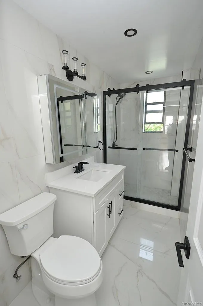 1 Broad Parkway, White Plains, NY, 1 Bedroom Bedrooms, 3 Rooms Rooms,1 BathroomBathrooms,Residential Lease,For Rent,Broad,0,1012328 1 Broad Parkway, White Plains, NY, 1 Bedroom Bedrooms, 3 Rooms Rooms,1 BathroomBathrooms,Residential Lease,For Rent,Broad,0,1012328
