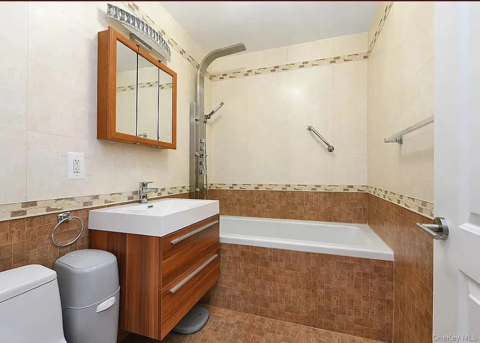 63-36 99th Street, New York, NY, 2 Bedrooms Bedrooms, 3 Rooms Rooms,2 BathroomsBathrooms,Residential Lease,For Rent,99th,0,1012329 63-36 99th Street, New York, NY, 2 Bedrooms Bedrooms, 3 Rooms Rooms,2 BathroomsBathrooms,Residential Lease,For Rent,99th,0,1012329