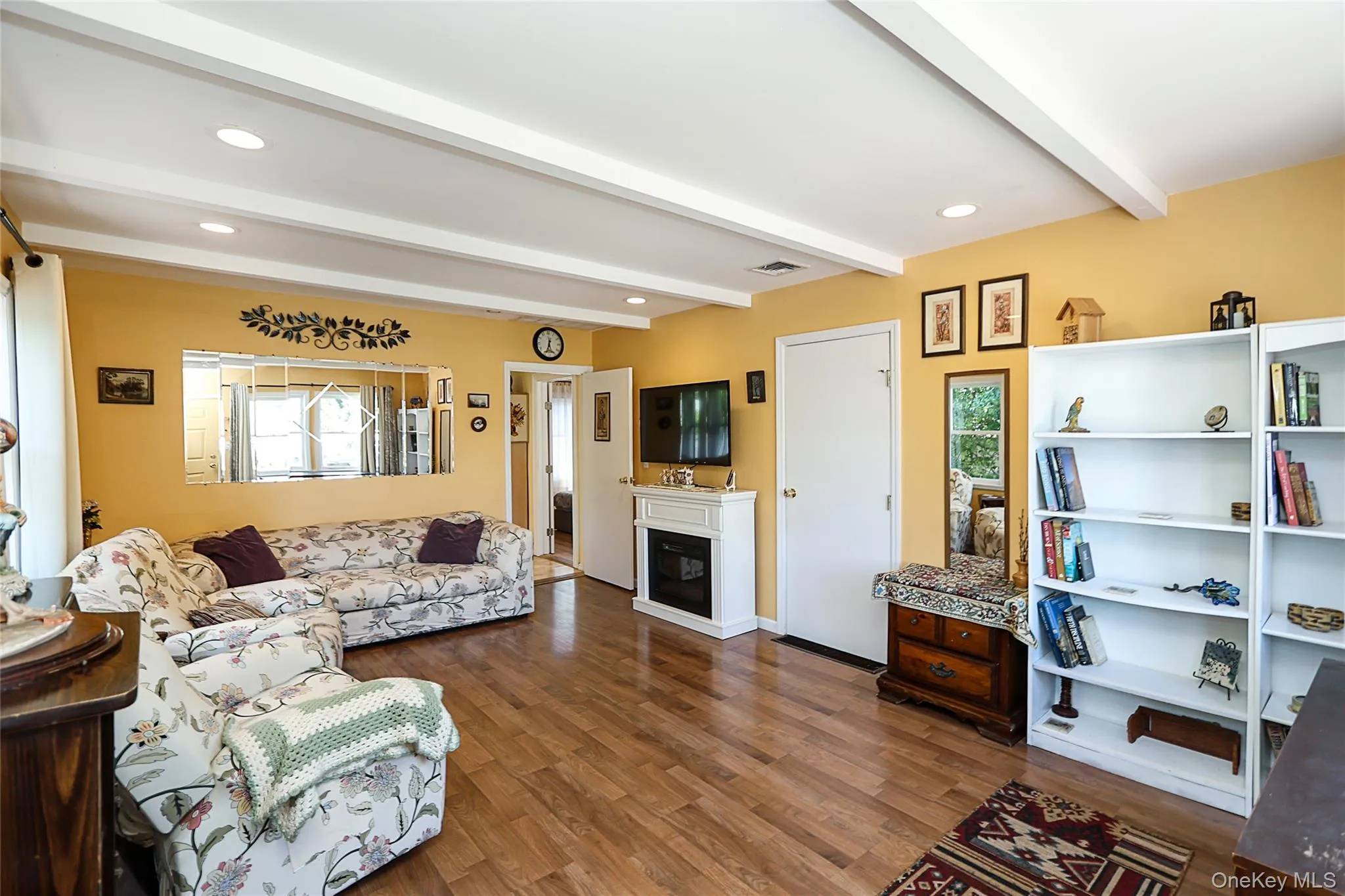 110 Franklin Avenue, Huntington, NY, 3 Bedrooms Bedrooms, 6 Rooms Rooms,1 BathroomBathrooms,Residential,For Rent,Franklin,0,1012333 110 Franklin Avenue, Huntington, NY, 3 Bedrooms Bedrooms, 6 Rooms Rooms,1 BathroomBathrooms,Residential,For Rent,Franklin,0,1012333