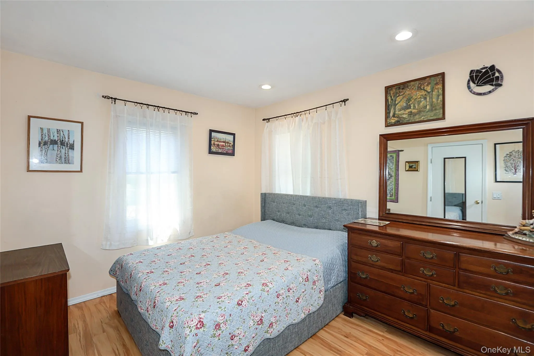 110 Franklin Avenue, Huntington, NY, 3 Bedrooms Bedrooms, 6 Rooms Rooms,1 BathroomBathrooms,Residential,For Rent,Franklin,0,1012333 110 Franklin Avenue, Huntington, NY, 3 Bedrooms Bedrooms, 6 Rooms Rooms,1 BathroomBathrooms,Residential,For Rent,Franklin,0,1012333