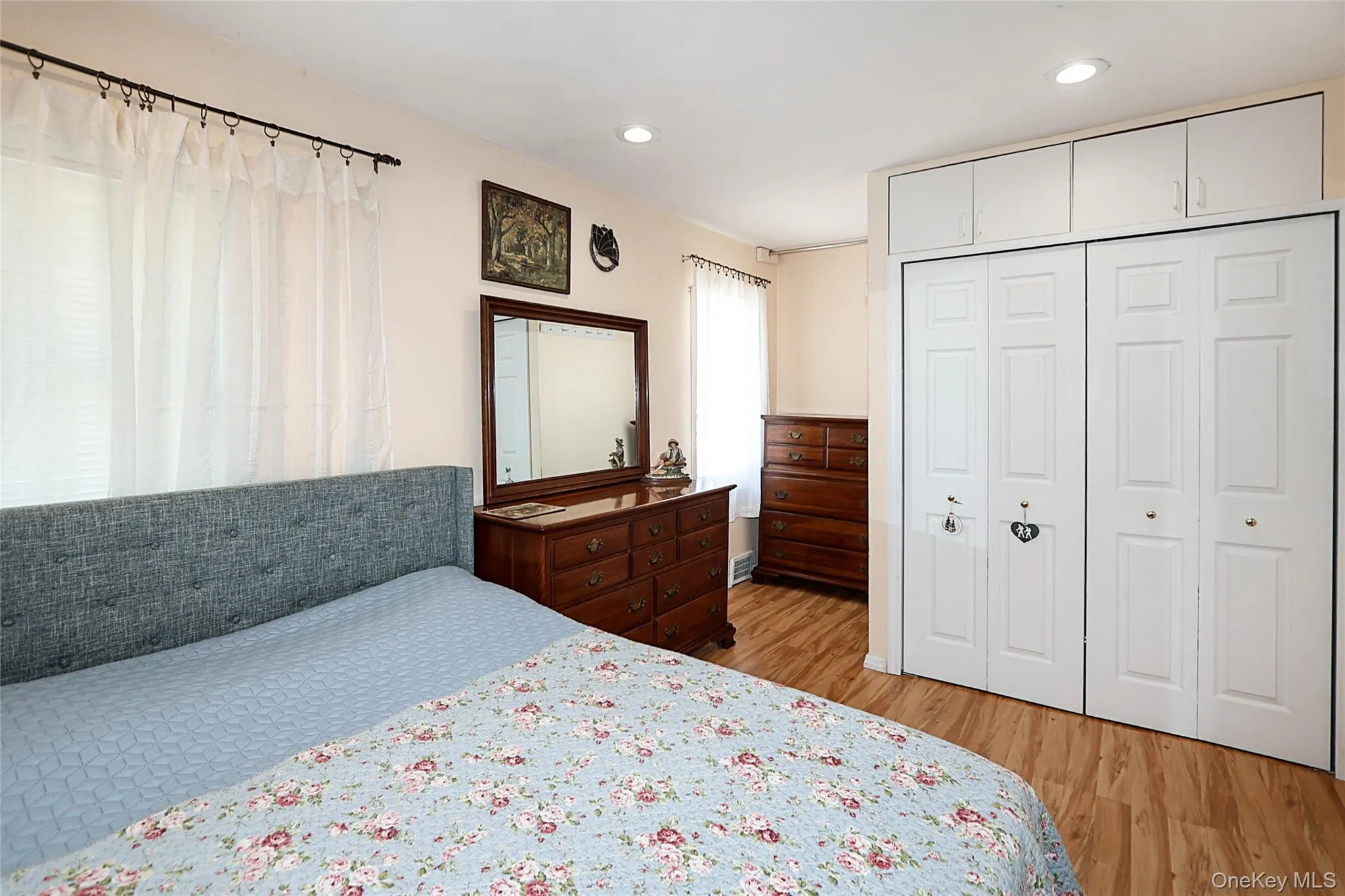110 Franklin Avenue, Huntington, NY, 3 Bedrooms Bedrooms, 6 Rooms Rooms,1 BathroomBathrooms,Residential,For Rent,Franklin,0,1012333 110 Franklin Avenue, Huntington, NY, 3 Bedrooms Bedrooms, 6 Rooms Rooms,1 BathroomBathrooms,Residential,For Rent,Franklin,0,1012333