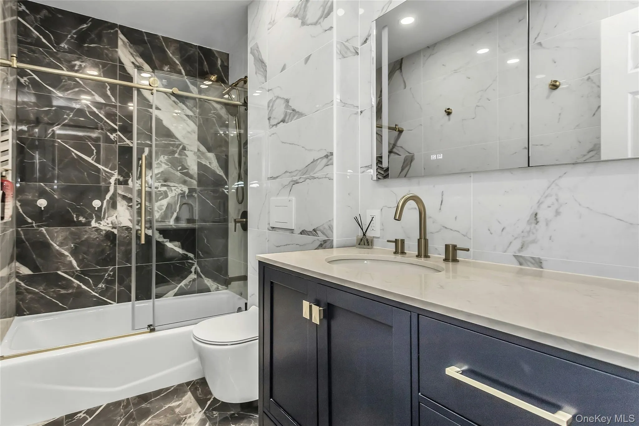 15 Lois Lane, Oyster Bay, NY, 3 Bedrooms Bedrooms, 7 Rooms Rooms,2 BathroomsBathrooms,Residential,For Rent,Lois,0,KEY1012336 15 Lois Lane, Oyster Bay, NY, 3 Bedrooms Bedrooms, 7 Rooms Rooms,2 BathroomsBathrooms,Residential,For Rent,Lois,0,KEY1012336