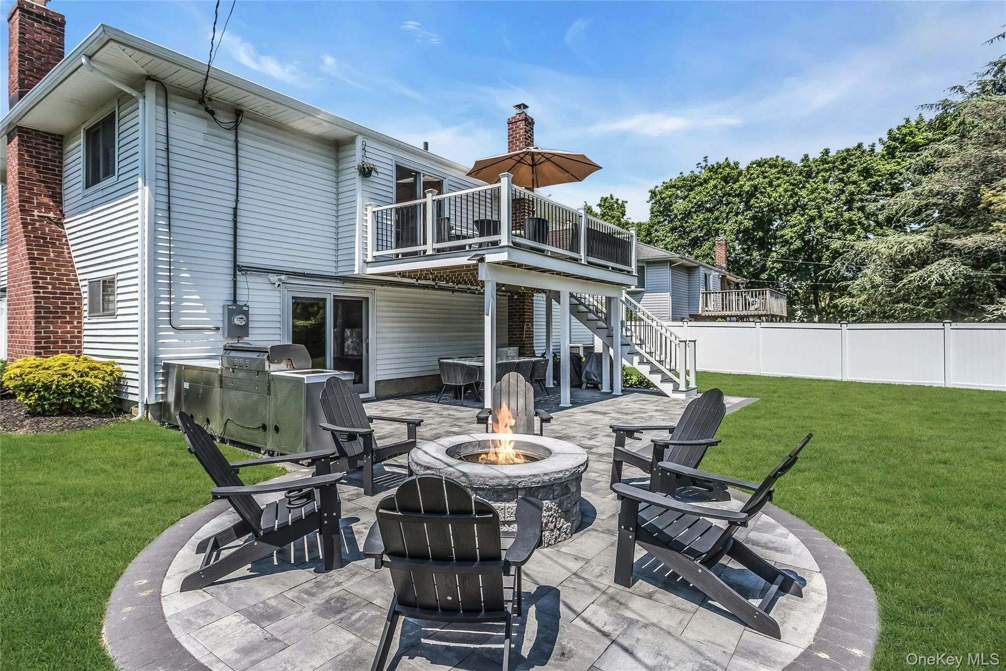 15 Lois Lane, Oyster Bay, NY, 3 Bedrooms Bedrooms, 7 Rooms Rooms,2 BathroomsBathrooms,Residential,For Rent,Lois,0,KEY1012336 15 Lois Lane, Oyster Bay, NY, 3 Bedrooms Bedrooms, 7 Rooms Rooms,2 BathroomsBathrooms,Residential,For Rent,Lois,0,KEY1012336