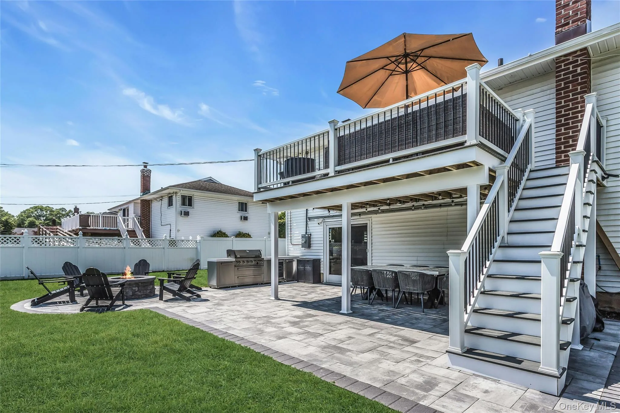 15 Lois Lane, Oyster Bay, NY, 3 Bedrooms Bedrooms, 7 Rooms Rooms,2 BathroomsBathrooms,Residential,For Rent,Lois,0,KEY1012336 15 Lois Lane, Oyster Bay, NY, 3 Bedrooms Bedrooms, 7 Rooms Rooms,2 BathroomsBathrooms,Residential,For Rent,Lois,0,KEY1012336