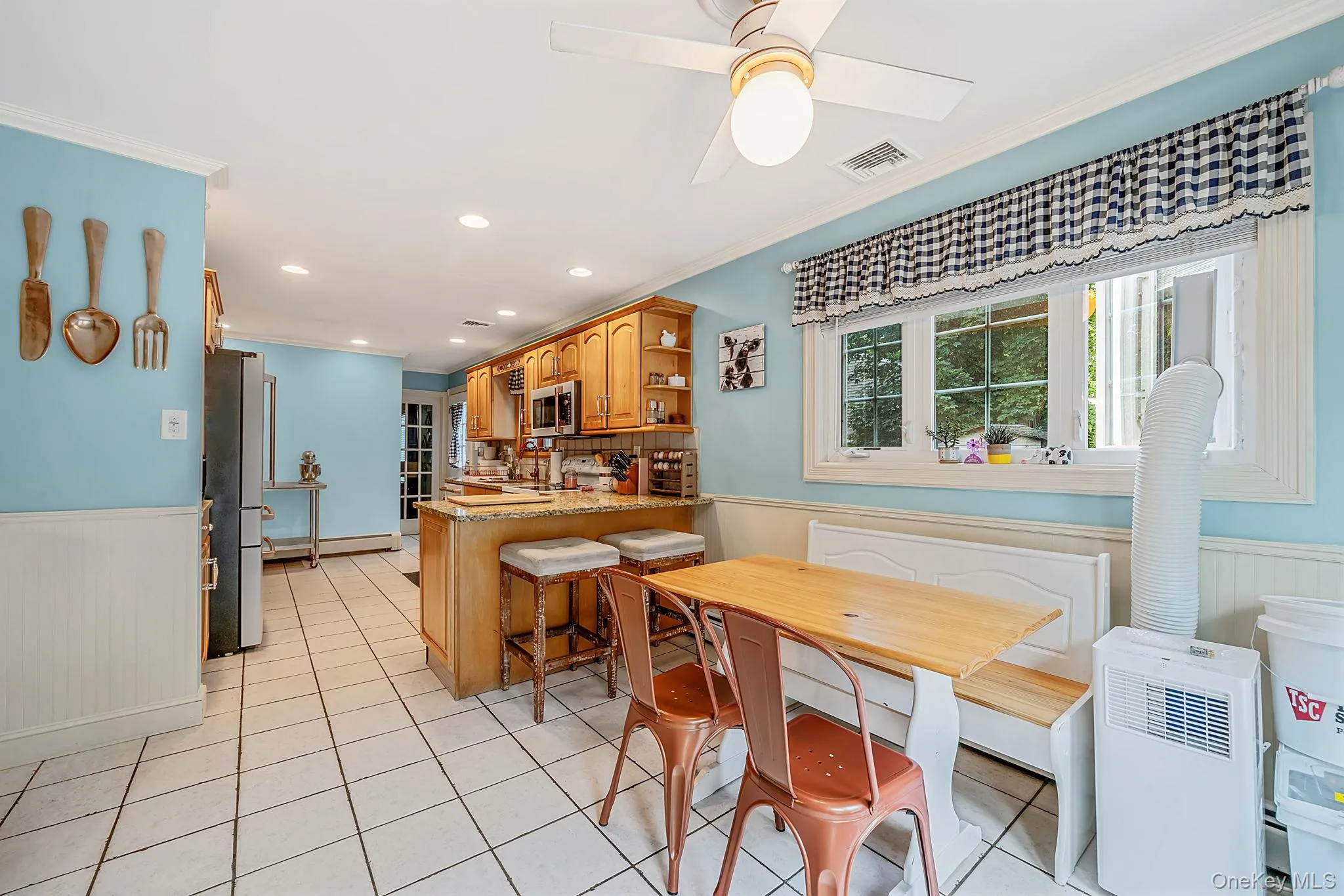 1010 Sipp Avenue, Brookhaven, NY, 6 Bedrooms Bedrooms, 13 Rooms Rooms,3 BathroomsBathrooms,Residential,For Rent,Sipp,0,1012337 1010 Sipp Avenue, Brookhaven, NY, 6 Bedrooms Bedrooms, 13 Rooms Rooms,3 BathroomsBathrooms,Residential,For Rent,Sipp,0,1012337