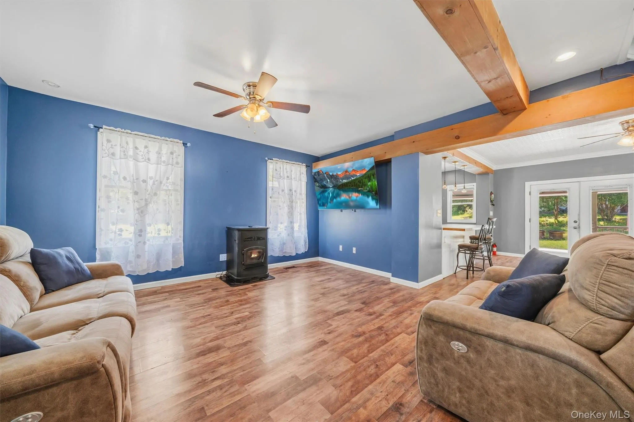 Open-floor plan LR/DR with pellet stove Open-floor plan LR/DR with pellet stove