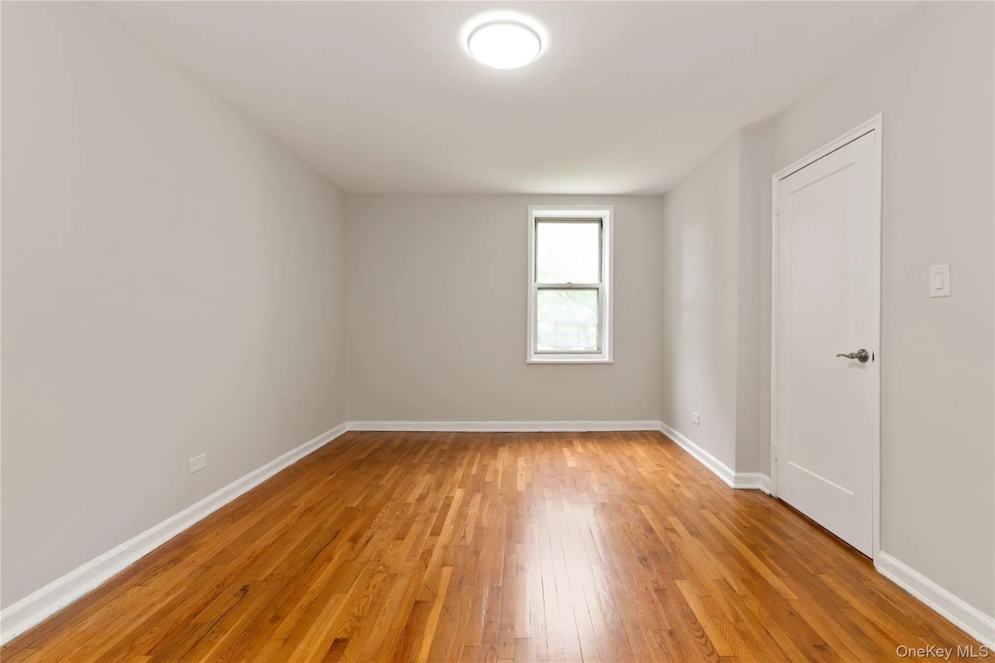 5610 Netherland Avenue, New York, NY, 2 Bedrooms Bedrooms, 4 Rooms Rooms,1 BathroomBathrooms,Residential,For Rent,Netherland,0,KEY1012345 5610 Netherland Avenue, New York, NY, 2 Bedrooms Bedrooms, 4 Rooms Rooms,1 BathroomBathrooms,Residential,For Rent,Netherland,0,KEY1012345