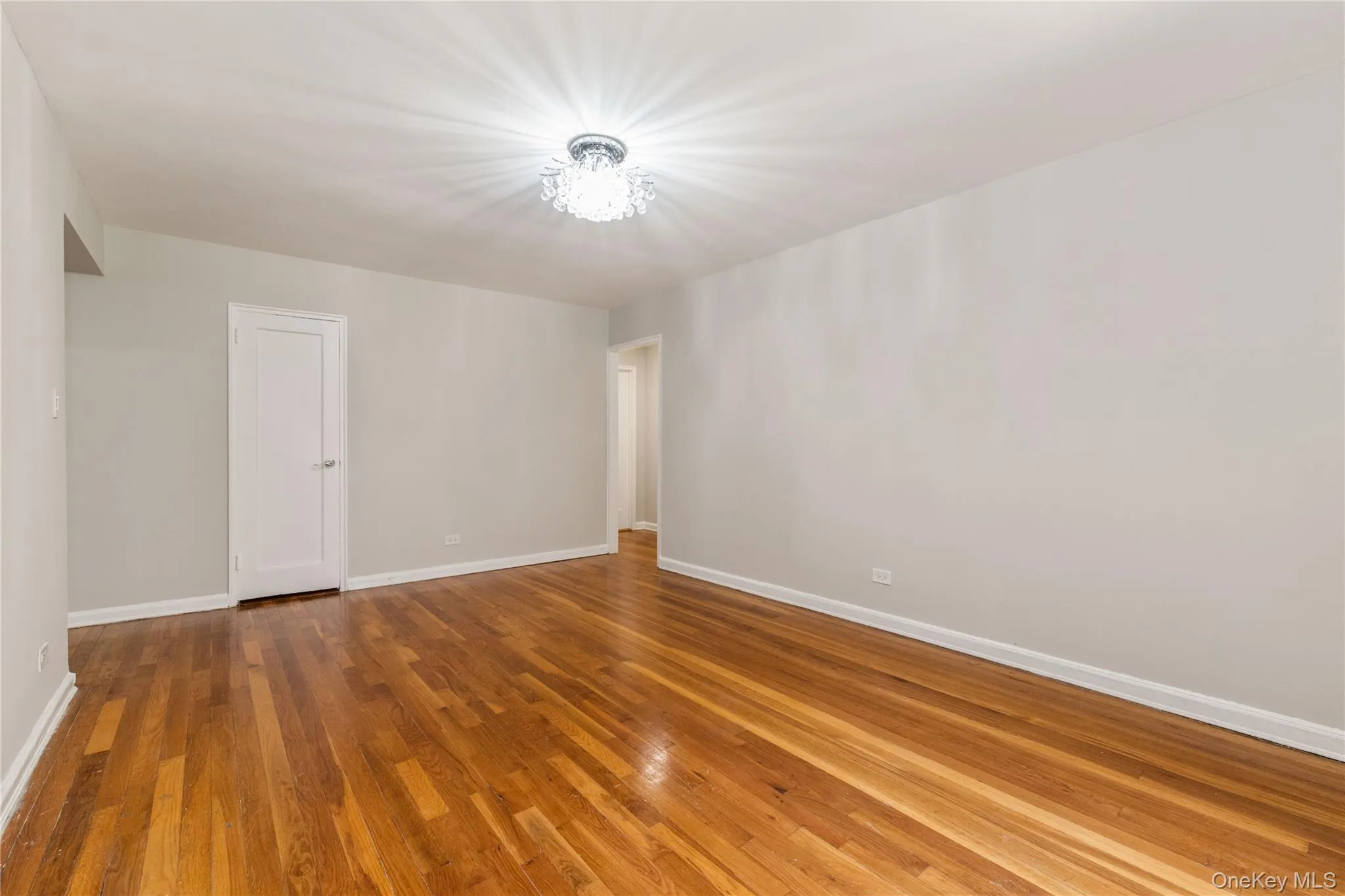 5610 Netherland Avenue, New York, NY, 2 Bedrooms Bedrooms, 4 Rooms Rooms,1 BathroomBathrooms,Residential,For Rent,Netherland,0,KEY1012345 5610 Netherland Avenue, New York, NY, 2 Bedrooms Bedrooms, 4 Rooms Rooms,1 BathroomBathrooms,Residential,For Rent,Netherland,0,KEY1012345