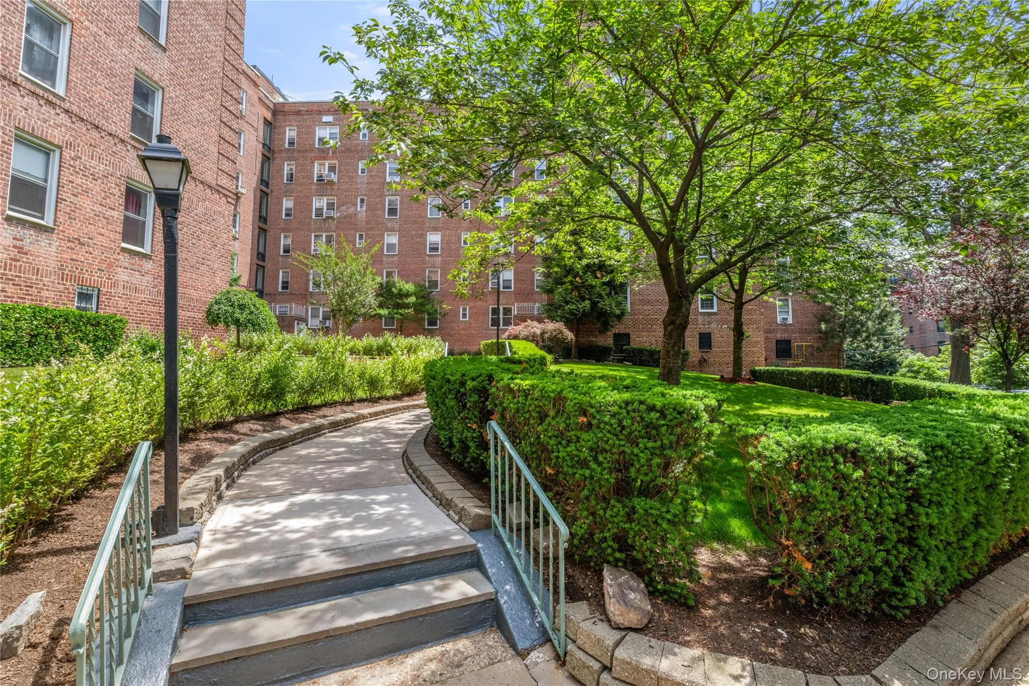5610 Netherland Avenue, New York, NY, 2 Bedrooms Bedrooms, 4 Rooms Rooms,1 BathroomBathrooms,Residential,For Rent,Netherland,0,KEY1012345 5610 Netherland Avenue, New York, NY, 2 Bedrooms Bedrooms, 4 Rooms Rooms,1 BathroomBathrooms,Residential,For Rent,Netherland,0,KEY1012345