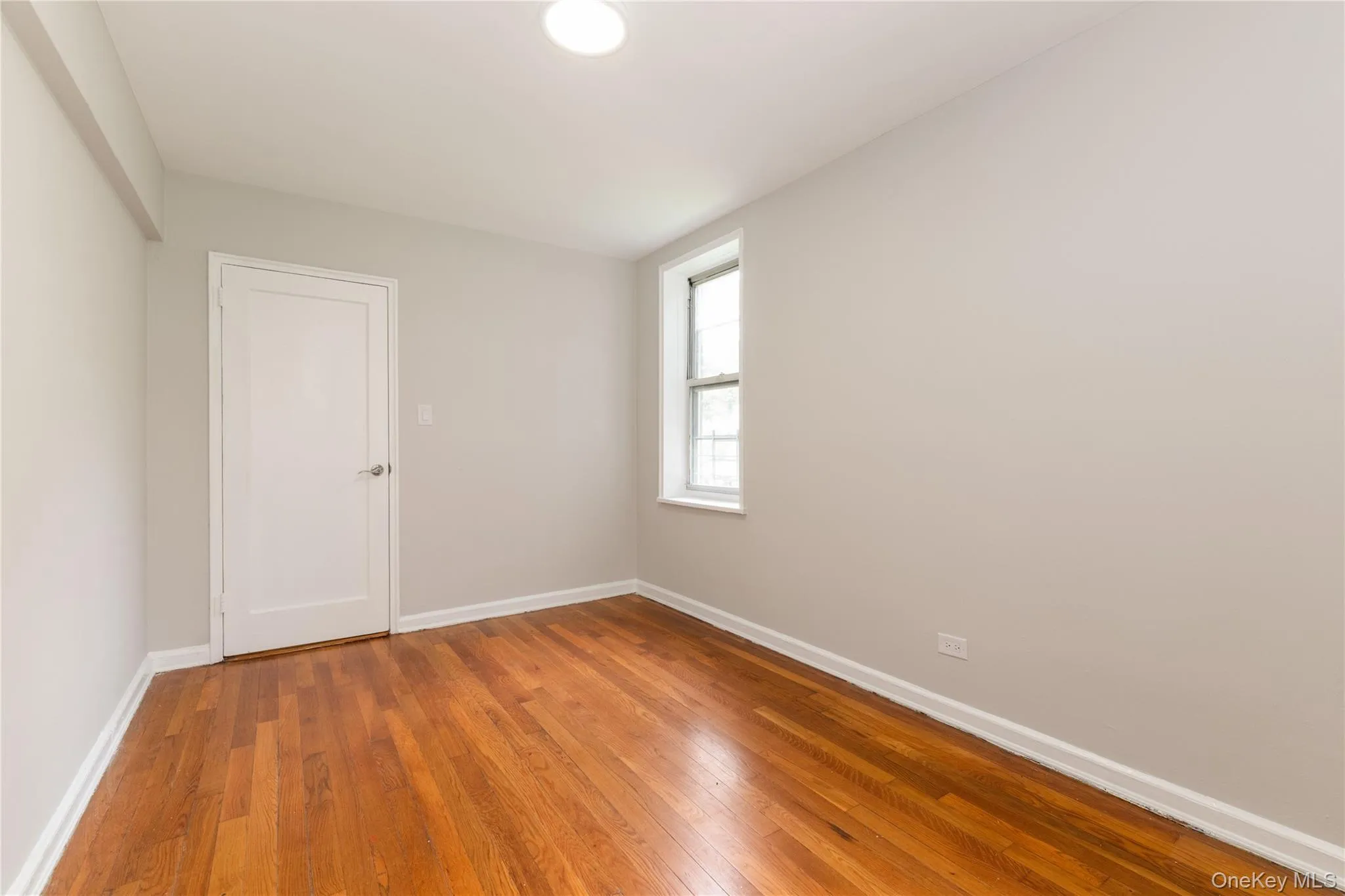 5610 Netherland Avenue, New York, NY, 2 Bedrooms Bedrooms, 4 Rooms Rooms,1 BathroomBathrooms,Residential,For Rent,Netherland,0,KEY1012345 5610 Netherland Avenue, New York, NY, 2 Bedrooms Bedrooms, 4 Rooms Rooms,1 BathroomBathrooms,Residential,For Rent,Netherland,0,KEY1012345