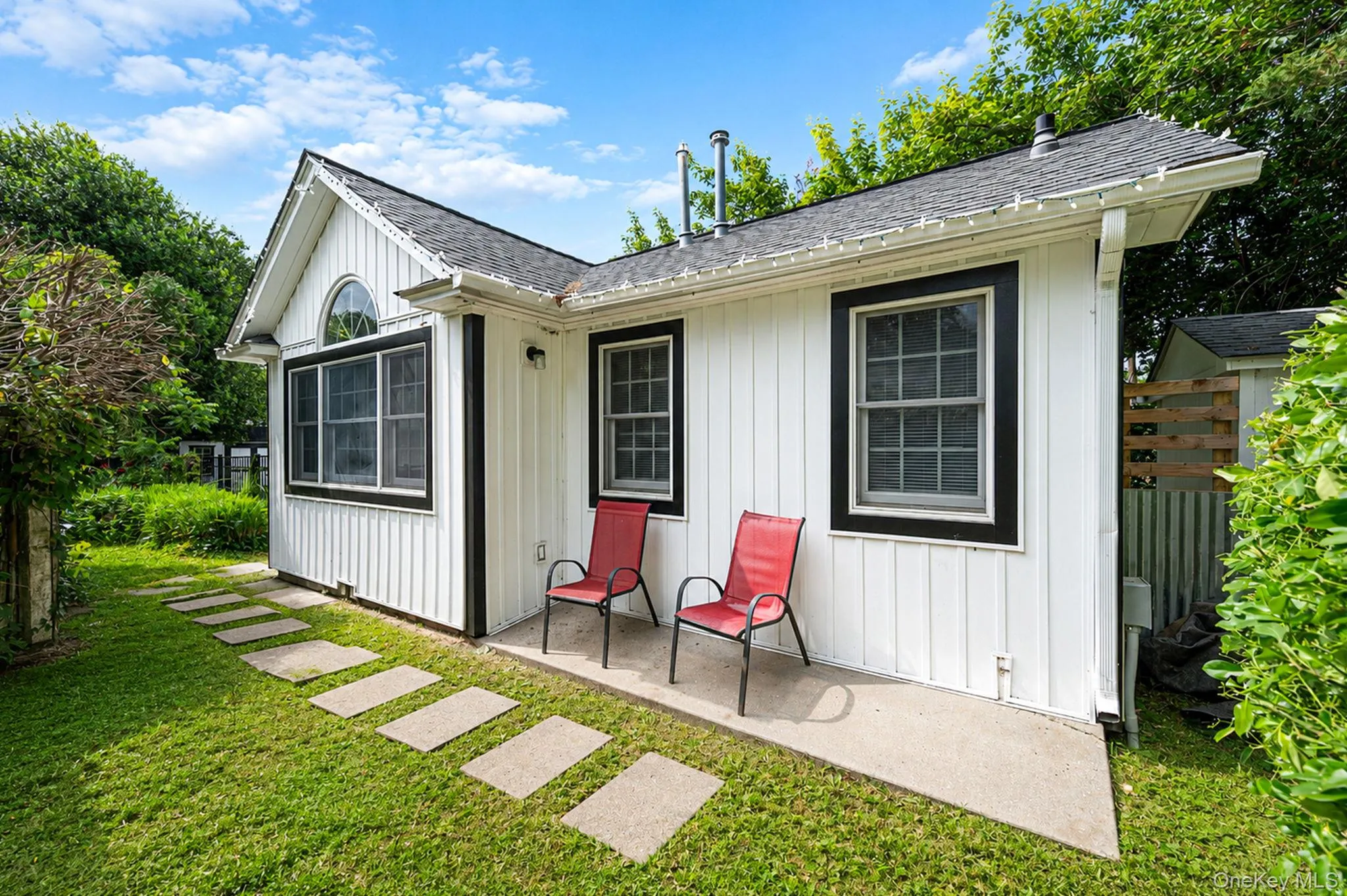 6 New York Avenue, Brookhaven, NY, 3 Bedrooms Bedrooms, 8 Rooms Rooms,2 BathroomsBathrooms,Residential,For Rent,New York,0,1012352 6 New York Avenue, Brookhaven, NY, 3 Bedrooms Bedrooms, 8 Rooms Rooms,2 BathroomsBathrooms,Residential,For Rent,New York,0,1012352