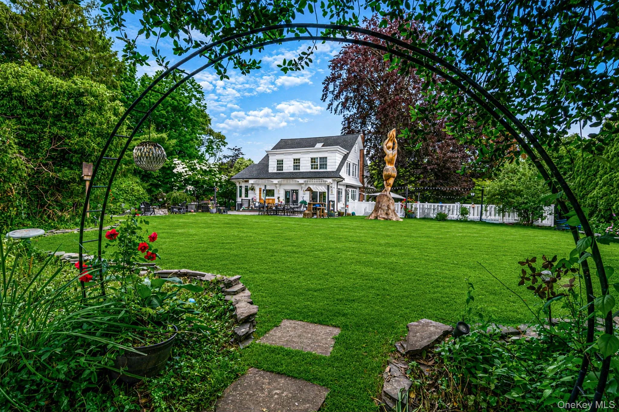 6 New York Avenue, Brookhaven, NY, 3 Bedrooms Bedrooms, 8 Rooms Rooms,2 BathroomsBathrooms,Residential,For Rent,New York,0,1012352 6 New York Avenue, Brookhaven, NY, 3 Bedrooms Bedrooms, 8 Rooms Rooms,2 BathroomsBathrooms,Residential,For Rent,New York,0,1012352