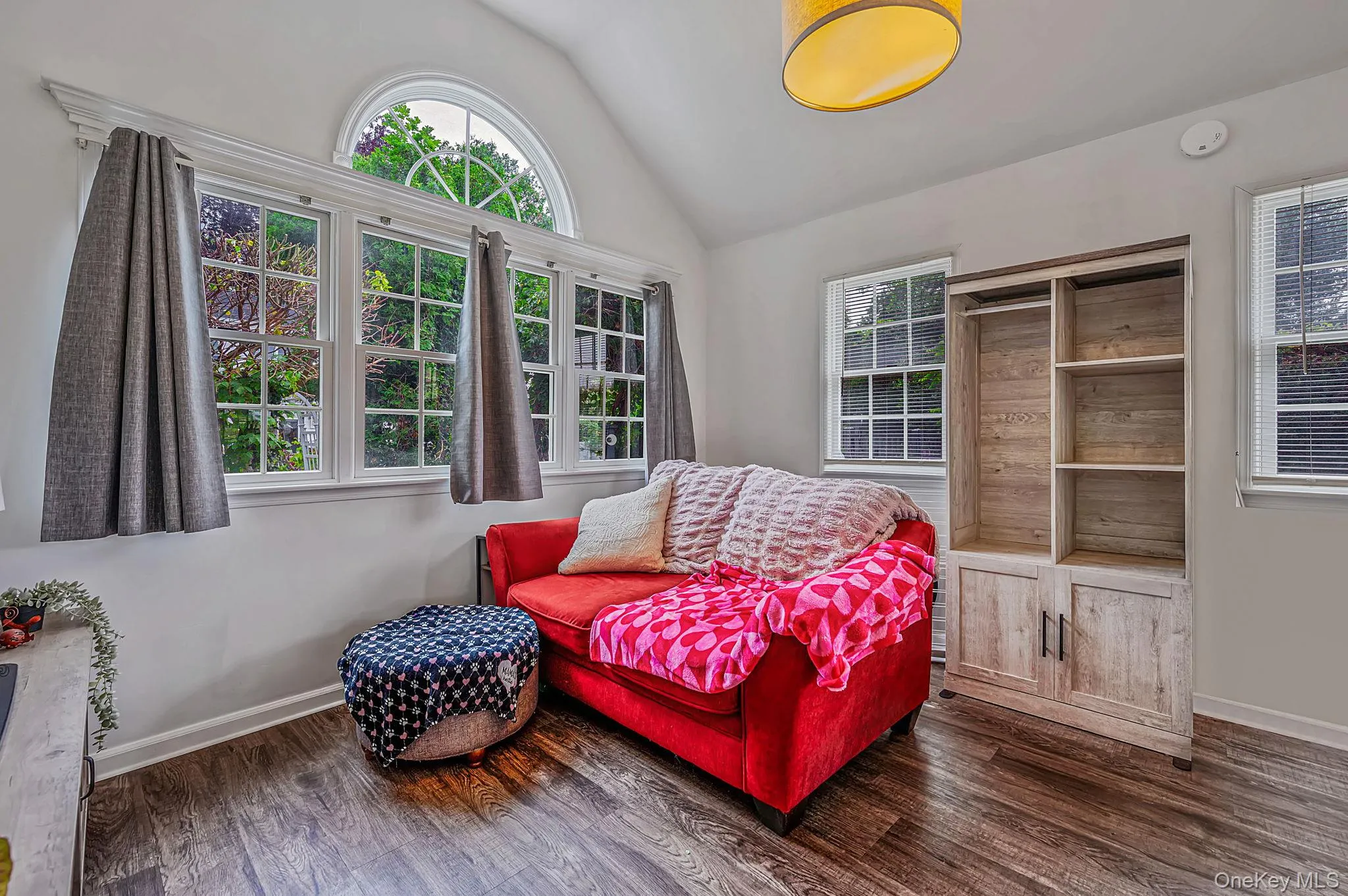6 New York Avenue, Brookhaven, NY, 3 Bedrooms Bedrooms, 8 Rooms Rooms,2 BathroomsBathrooms,Residential,For Rent,New York,0,1012352 6 New York Avenue, Brookhaven, NY, 3 Bedrooms Bedrooms, 8 Rooms Rooms,2 BathroomsBathrooms,Residential,For Rent,New York,0,1012352