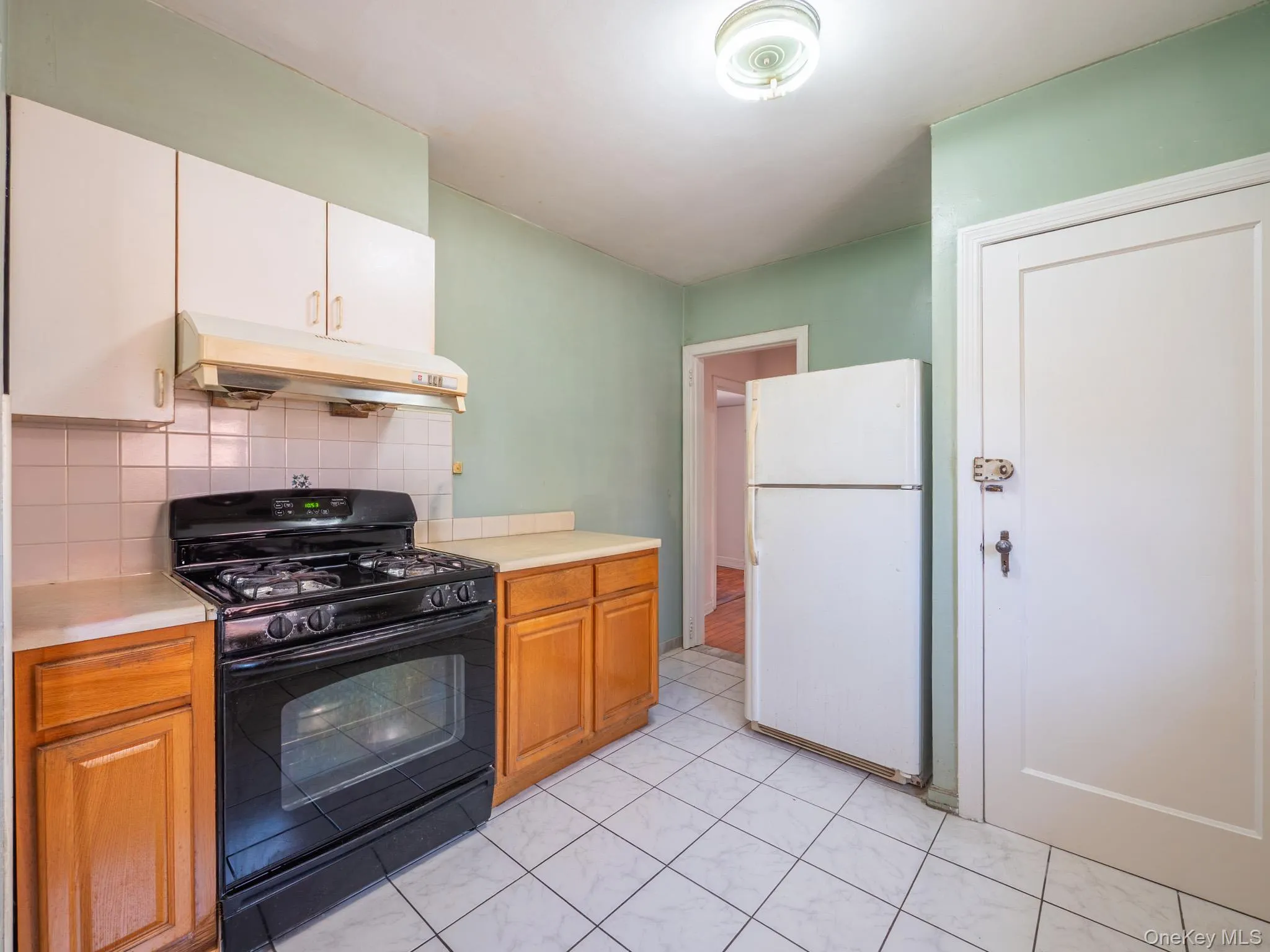 7618 172nd Street, New York, NY, 4 Bedrooms Bedrooms, 8 Rooms Rooms,3 BathroomsBathrooms,Residential,For Rent,172nd,0,1012354 7618 172nd Street, New York, NY, 4 Bedrooms Bedrooms, 8 Rooms Rooms,3 BathroomsBathrooms,Residential,For Rent,172nd,0,1012354