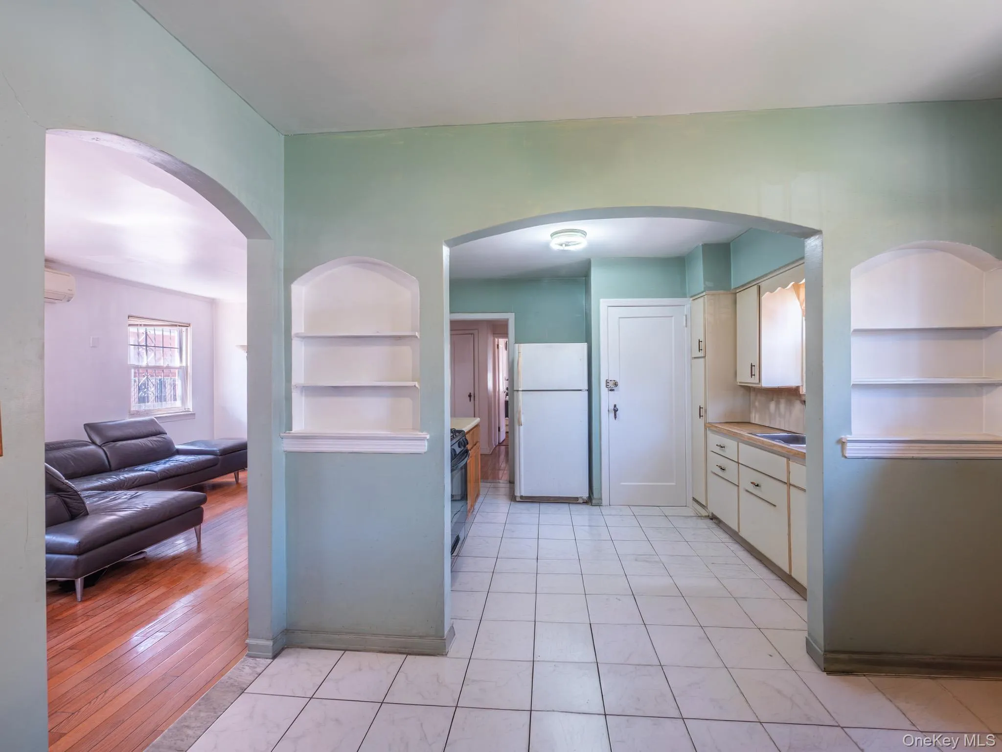 7618 172nd Street, New York, NY, 4 Bedrooms Bedrooms, 8 Rooms Rooms,3 BathroomsBathrooms,Residential,For Rent,172nd,0,1012354 7618 172nd Street, New York, NY, 4 Bedrooms Bedrooms, 8 Rooms Rooms,3 BathroomsBathrooms,Residential,For Rent,172nd,0,1012354