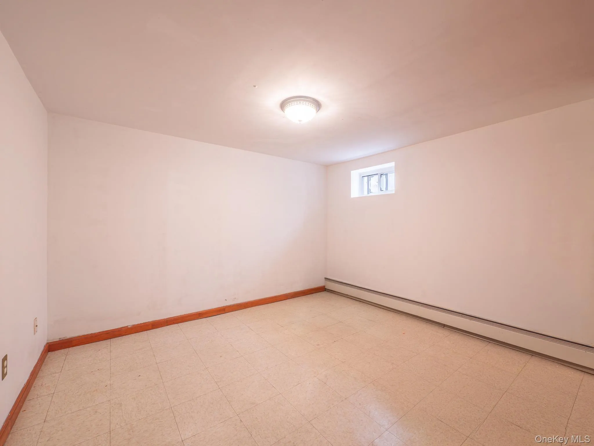 7618 172nd Street, New York, NY, 4 Bedrooms Bedrooms, 8 Rooms Rooms,3 BathroomsBathrooms,Residential,For Rent,172nd,0,1012354 7618 172nd Street, New York, NY, 4 Bedrooms Bedrooms, 8 Rooms Rooms,3 BathroomsBathrooms,Residential,For Rent,172nd,0,1012354