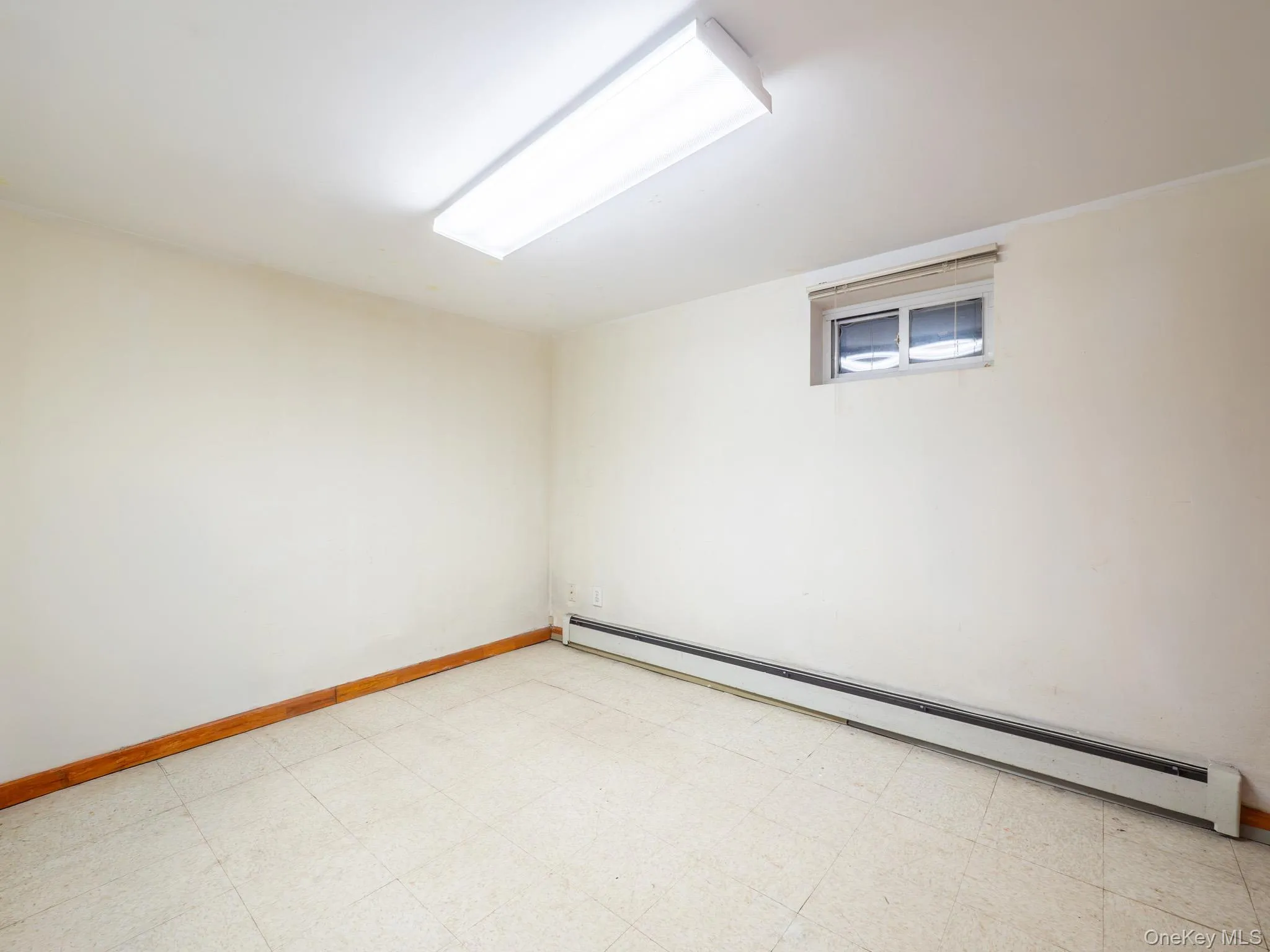 7618 172nd Street, New York, NY, 4 Bedrooms Bedrooms, 8 Rooms Rooms,3 BathroomsBathrooms,Residential,For Rent,172nd,0,1012354 7618 172nd Street, New York, NY, 4 Bedrooms Bedrooms, 8 Rooms Rooms,3 BathroomsBathrooms,Residential,For Rent,172nd,0,1012354