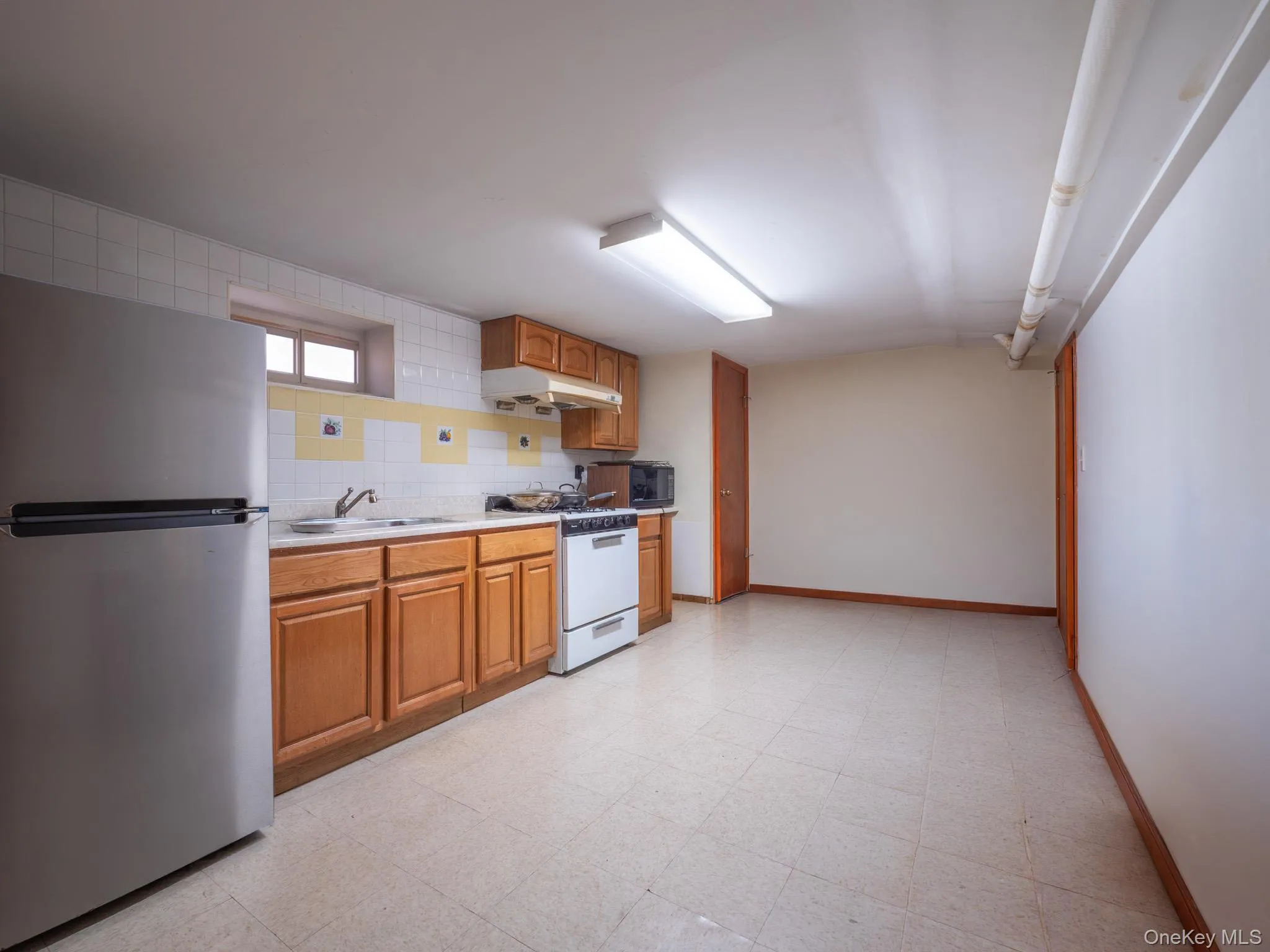 7618 172nd Street, New York, NY, 4 Bedrooms Bedrooms, 8 Rooms Rooms,3 BathroomsBathrooms,Residential,For Rent,172nd,0,1012354 7618 172nd Street, New York, NY, 4 Bedrooms Bedrooms, 8 Rooms Rooms,3 BathroomsBathrooms,Residential,For Rent,172nd,0,1012354