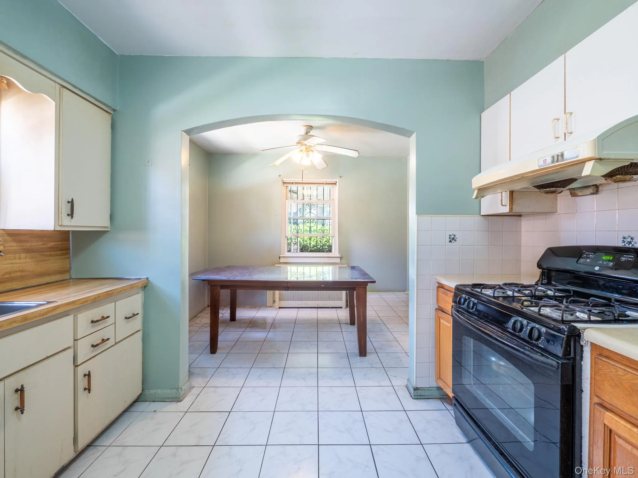 7618 172nd Street, New York, NY, 4 Bedrooms Bedrooms, 8 Rooms Rooms,3 BathroomsBathrooms,Residential,For Rent,172nd,0,1012354 7618 172nd Street, New York, NY, 4 Bedrooms Bedrooms, 8 Rooms Rooms,3 BathroomsBathrooms,Residential,For Rent,172nd,0,1012354