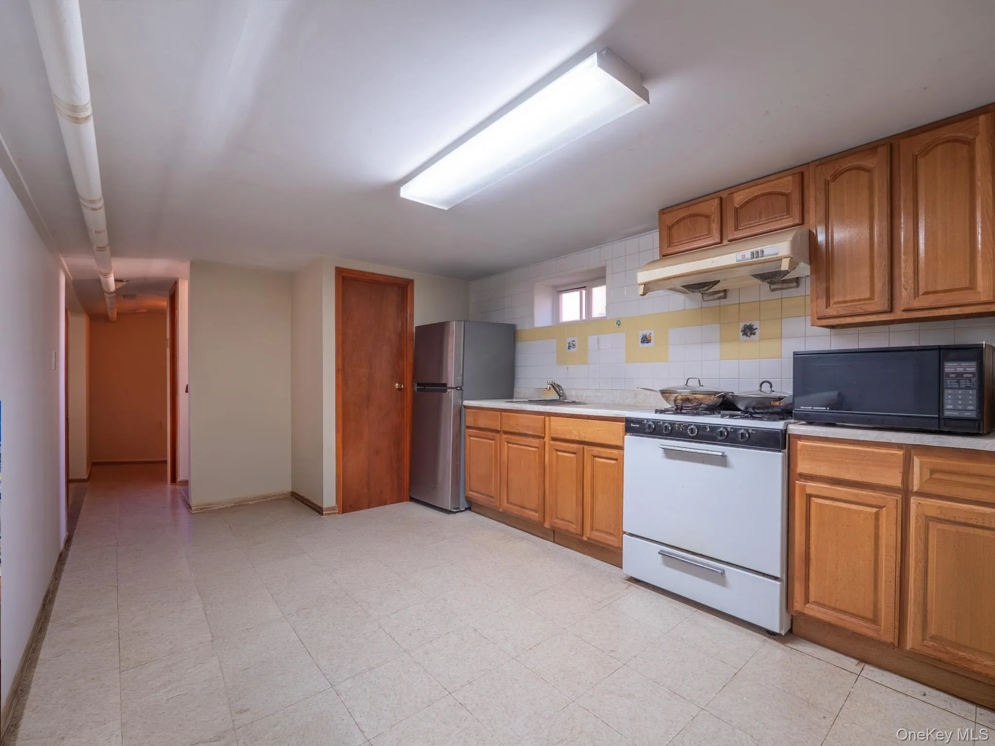 7618 172nd Street, New York, NY, 4 Bedrooms Bedrooms, 8 Rooms Rooms,3 BathroomsBathrooms,Residential,For Rent,172nd,0,1012354 7618 172nd Street, New York, NY, 4 Bedrooms Bedrooms, 8 Rooms Rooms,3 BathroomsBathrooms,Residential,For Rent,172nd,0,1012354