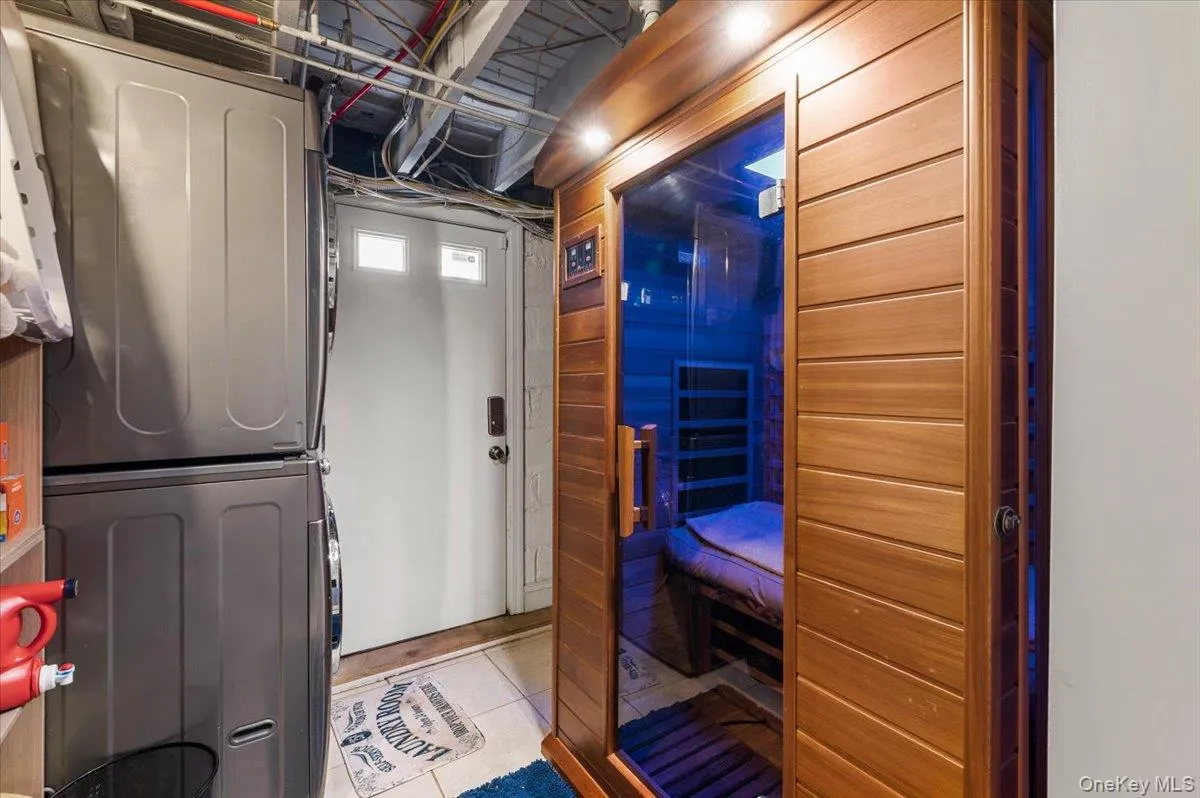 323 Walnut Street, Long Beach, NY, 5 Bedrooms Bedrooms, 13 Rooms Rooms,3 BathroomsBathrooms,Residential,For Rent,Walnut,0,1012359 323 Walnut Street, Long Beach, NY, 5 Bedrooms Bedrooms, 13 Rooms Rooms,3 BathroomsBathrooms,Residential,For Rent,Walnut,0,1012359
