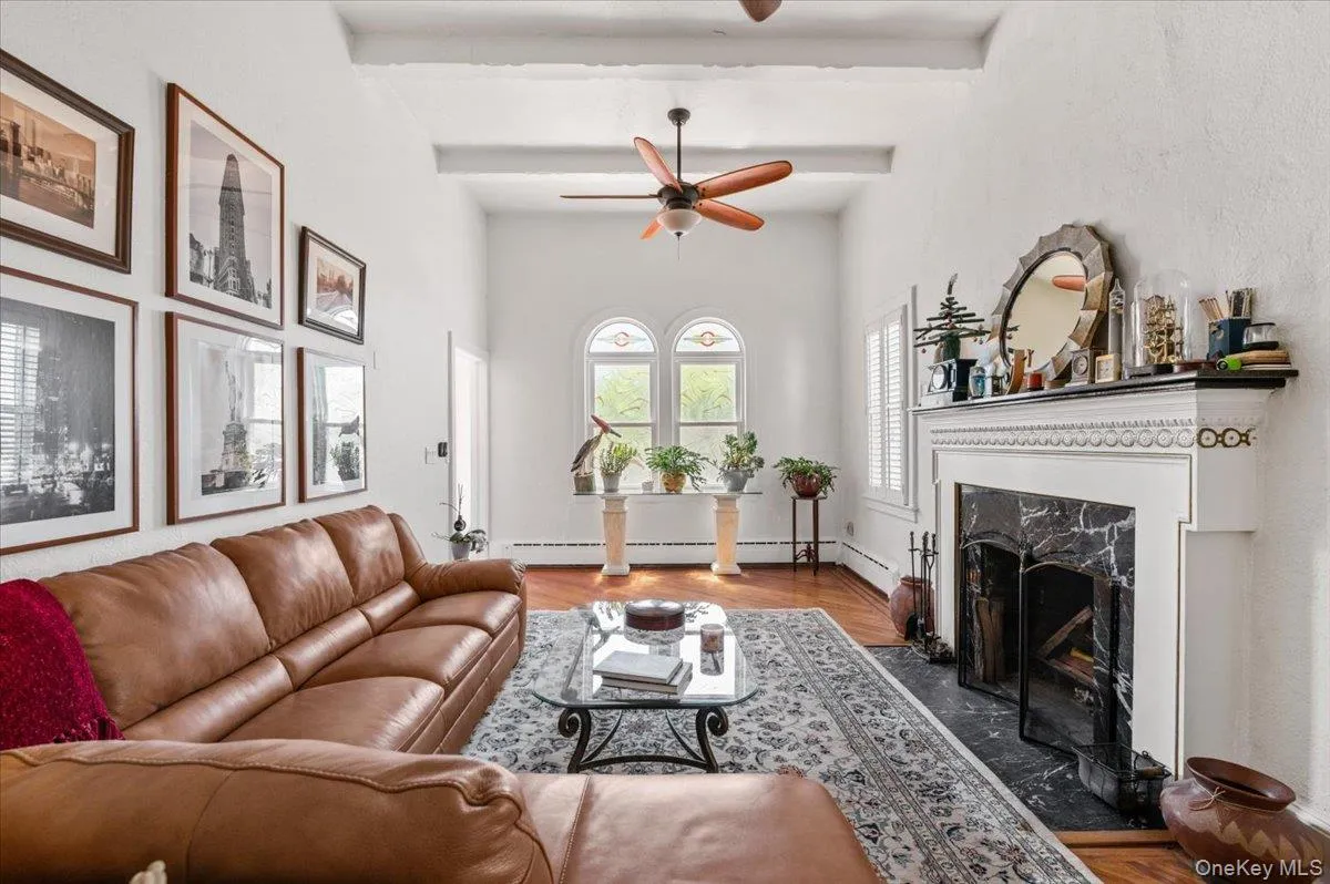323 Walnut Street, Long Beach, NY, 5 Bedrooms Bedrooms, 13 Rooms Rooms,3 BathroomsBathrooms,Residential,For Rent,Walnut,0,1012359 323 Walnut Street, Long Beach, NY, 5 Bedrooms Bedrooms, 13 Rooms Rooms,3 BathroomsBathrooms,Residential,For Rent,Walnut,0,1012359