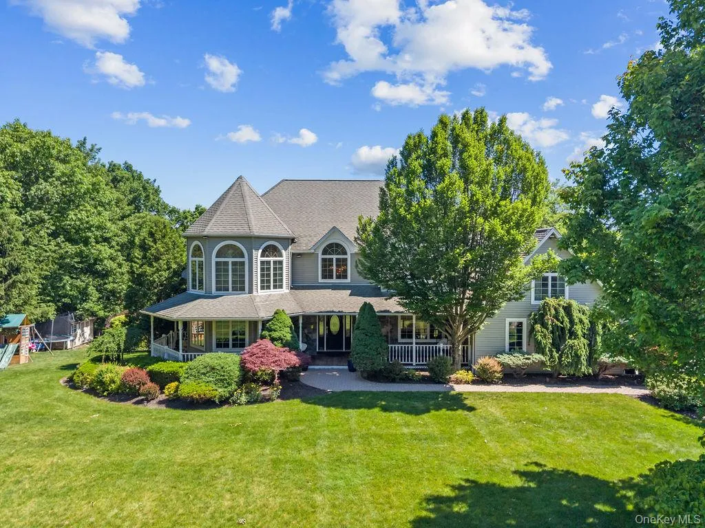 25 Ridge Road, Haverstraw, NY, 7 Bedrooms Bedrooms, 14 Rooms Rooms,4 BathroomsBathrooms,Residential,For Rent,Ridge,0,1012361 25 Ridge Road, Haverstraw, NY, 7 Bedrooms Bedrooms, 14 Rooms Rooms,4 BathroomsBathrooms,Residential,For Rent,Ridge,0,1012361