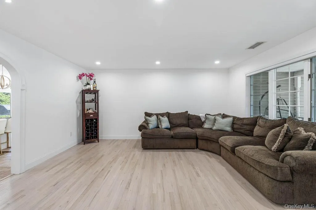 25 Ridge Road, Haverstraw, NY, 7 Bedrooms Bedrooms, 14 Rooms Rooms,4 BathroomsBathrooms,Residential,For Rent,Ridge,0,1012361 25 Ridge Road, Haverstraw, NY, 7 Bedrooms Bedrooms, 14 Rooms Rooms,4 BathroomsBathrooms,Residential,For Rent,Ridge,0,1012361