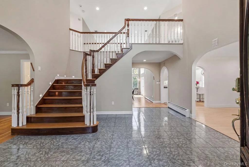 25 Ridge Road, Haverstraw, NY, 7 Bedrooms Bedrooms, 14 Rooms Rooms,4 BathroomsBathrooms,Residential,For Rent,Ridge,0,1012361 25 Ridge Road, Haverstraw, NY, 7 Bedrooms Bedrooms, 14 Rooms Rooms,4 BathroomsBathrooms,Residential,For Rent,Ridge,0,1012361