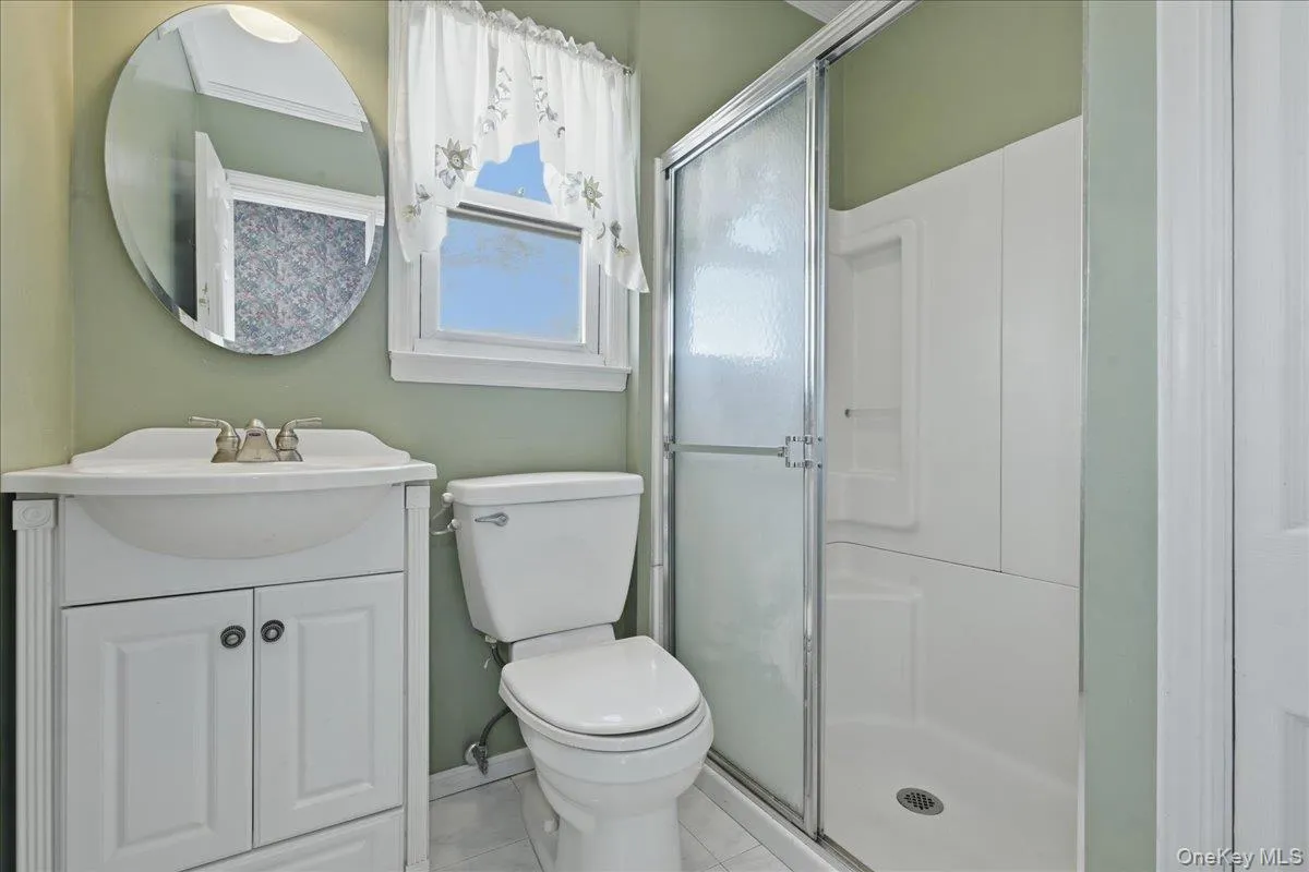 11 Moeller Street, Oyster Bay, NY, 3 Bedrooms Bedrooms, 8 Rooms Rooms,2 BathroomsBathrooms,Residential,For Rent,Moeller,0,1012376 11 Moeller Street, Oyster Bay, NY, 3 Bedrooms Bedrooms, 8 Rooms Rooms,2 BathroomsBathrooms,Residential,For Rent,Moeller,0,1012376