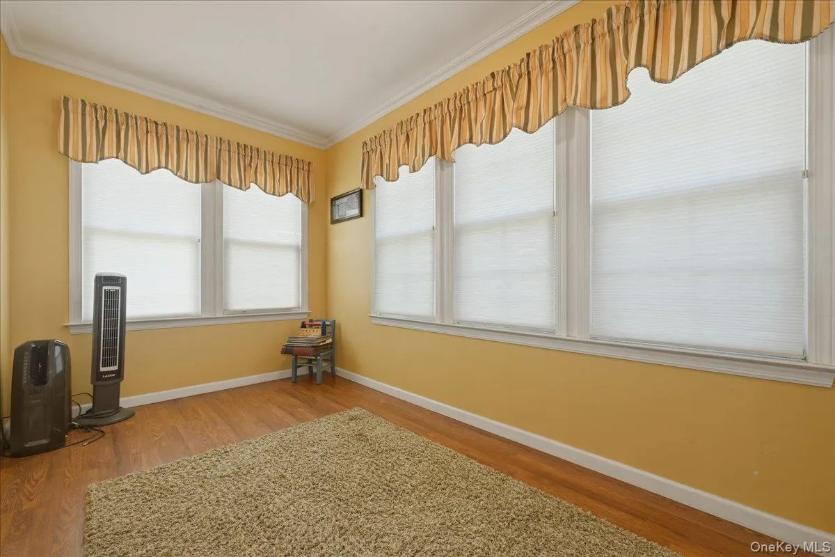 11 Moeller Street, Oyster Bay, NY, 3 Bedrooms Bedrooms, 8 Rooms Rooms,2 BathroomsBathrooms,Residential,For Rent,Moeller,0,1012376 11 Moeller Street, Oyster Bay, NY, 3 Bedrooms Bedrooms, 8 Rooms Rooms,2 BathroomsBathrooms,Residential,For Rent,Moeller,0,1012376