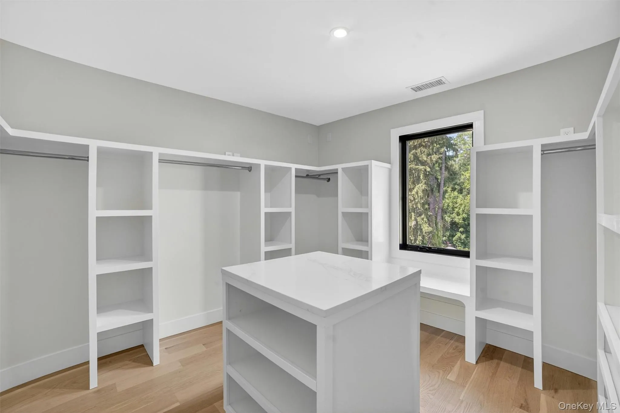 23 Hudson Avenue, Greenburgh, NY, 4 Bedrooms Bedrooms, 7 Rooms Rooms,2 BathroomsBathrooms,Residential Lease,For Rent,Hudson,0,1012377 23 Hudson Avenue, Greenburgh, NY, 4 Bedrooms Bedrooms, 7 Rooms Rooms,2 BathroomsBathrooms,Residential Lease,For Rent,Hudson,0,1012377