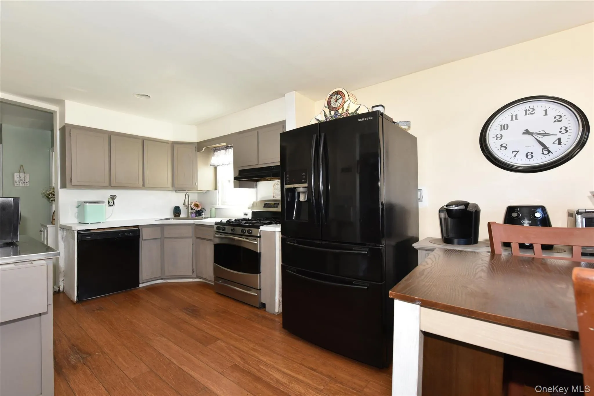 3680 Stokes Avenue, Hempstead, NY, 6 Bedrooms Bedrooms, 9 Rooms Rooms,2 BathroomsBathrooms,Residential,For Rent,Stokes,0,KEY1012378 3680 Stokes Avenue, Hempstead, NY, 6 Bedrooms Bedrooms, 9 Rooms Rooms,2 BathroomsBathrooms,Residential,For Rent,Stokes,0,KEY1012378