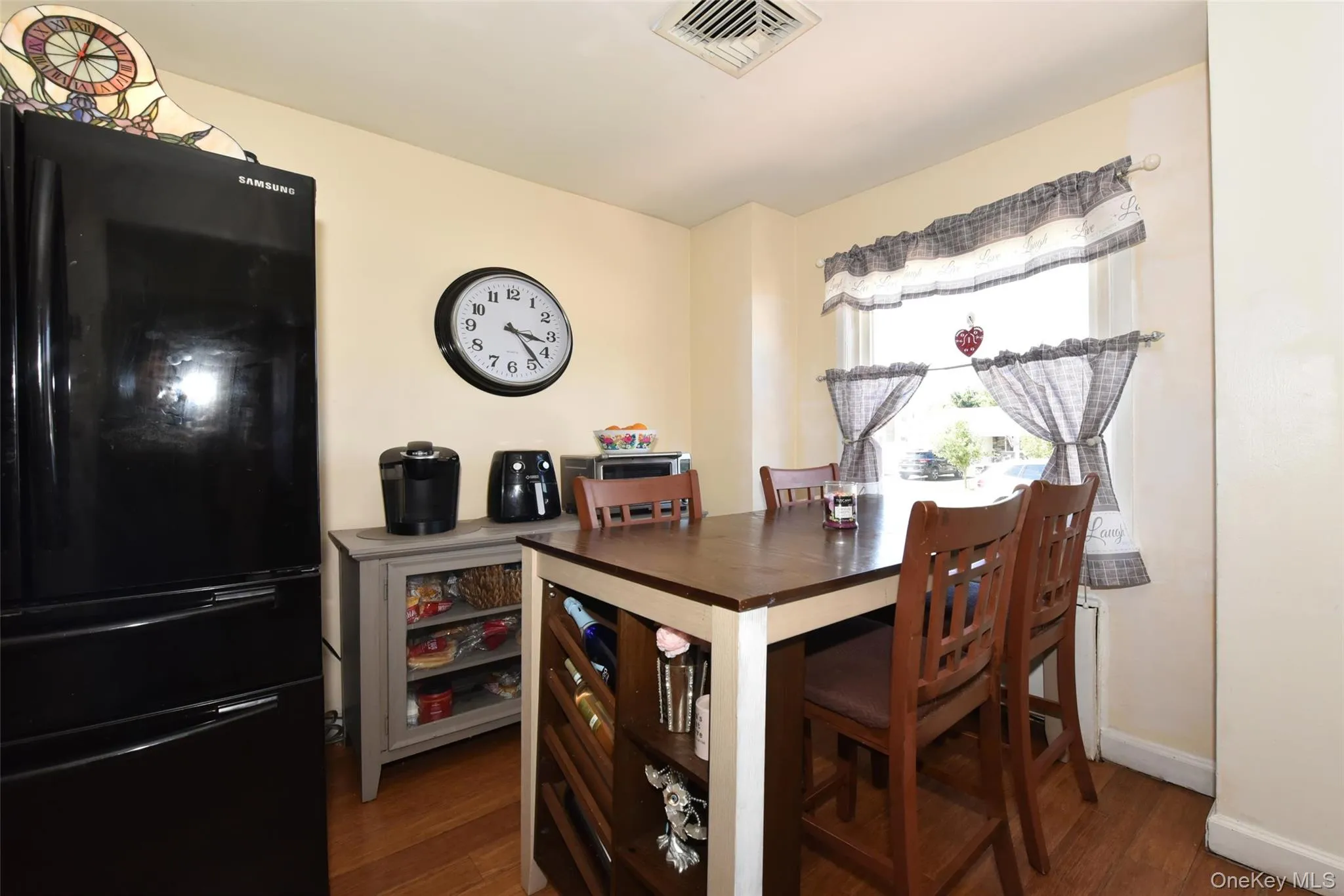 3680 Stokes Avenue, Hempstead, NY, 6 Bedrooms Bedrooms, 9 Rooms Rooms,2 BathroomsBathrooms,Residential,For Rent,Stokes,0,KEY1012378 3680 Stokes Avenue, Hempstead, NY, 6 Bedrooms Bedrooms, 9 Rooms Rooms,2 BathroomsBathrooms,Residential,For Rent,Stokes,0,KEY1012378