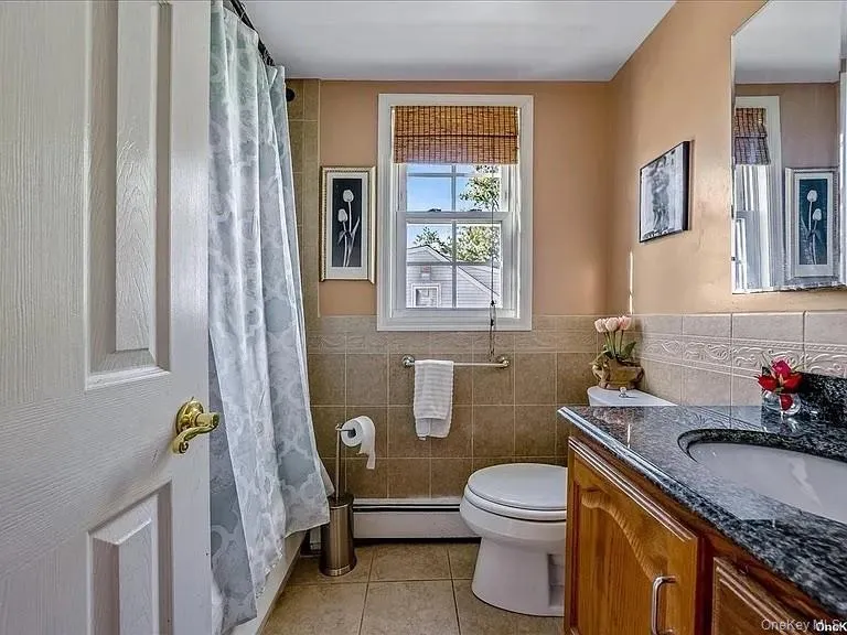 3680 Stokes Avenue, Hempstead, NY, 6 Bedrooms Bedrooms, 9 Rooms Rooms,2 BathroomsBathrooms,Residential,For Rent,Stokes,0,KEY1012378 3680 Stokes Avenue, Hempstead, NY, 6 Bedrooms Bedrooms, 9 Rooms Rooms,2 BathroomsBathrooms,Residential,For Rent,Stokes,0,KEY1012378