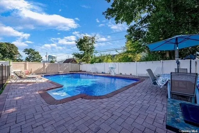 3680 Stokes Avenue, Hempstead, NY, 6 Bedrooms Bedrooms, 9 Rooms Rooms,2 BathroomsBathrooms,Residential,For Rent,Stokes,0,KEY1012378 3680 Stokes Avenue, Hempstead, NY, 6 Bedrooms Bedrooms, 9 Rooms Rooms,2 BathroomsBathrooms,Residential,For Rent,Stokes,0,KEY1012378