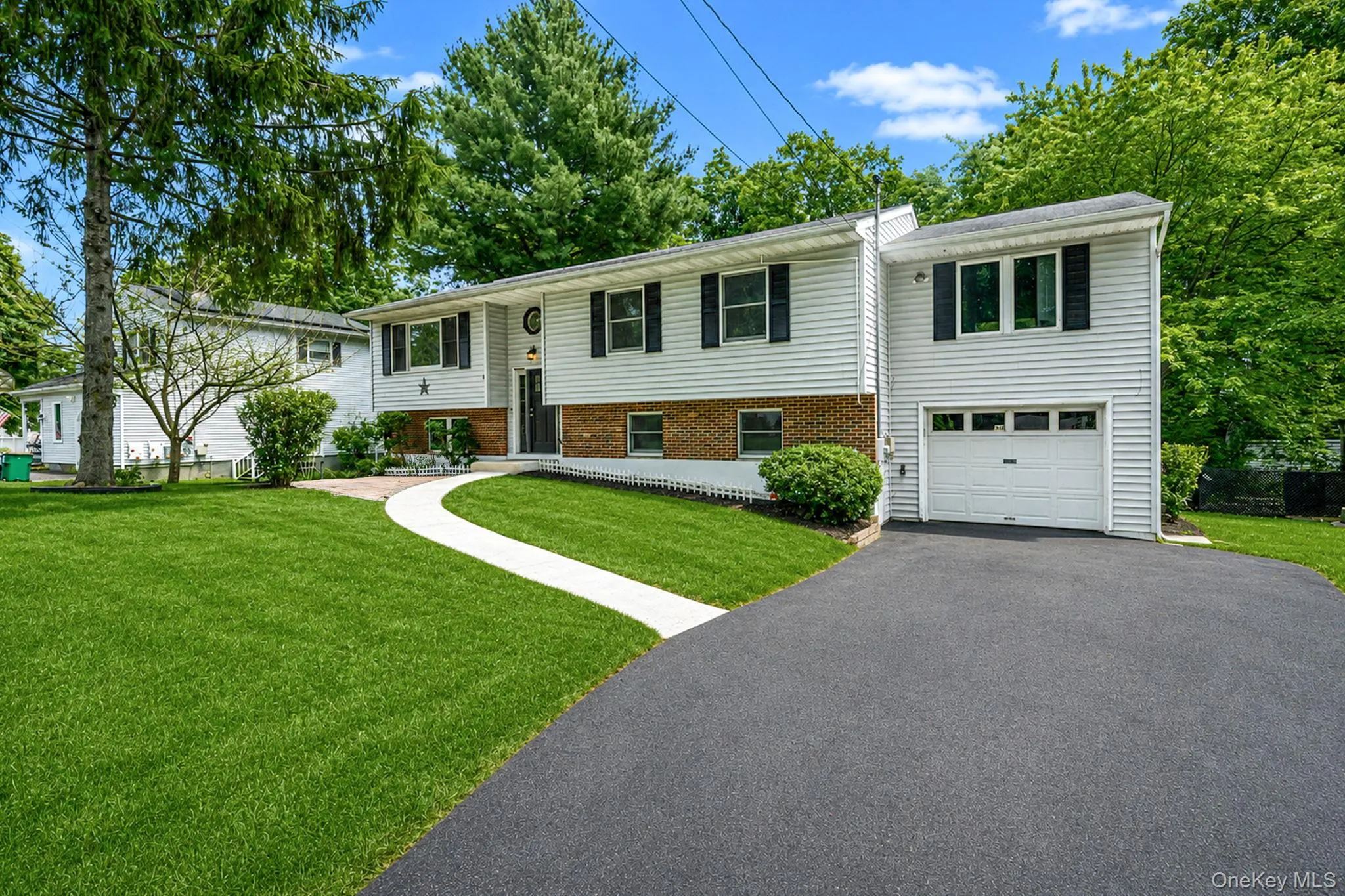 94 Crestwood Boulevard, Poughkeepsie, NY, 4 Bedrooms Bedrooms, 10 Rooms Rooms,2 BathroomsBathrooms,Residential,For Rent,Crestwood,0,1012380 94 Crestwood Boulevard, Poughkeepsie, NY, 4 Bedrooms Bedrooms, 10 Rooms Rooms,2 BathroomsBathrooms,Residential,For Rent,Crestwood,0,1012380