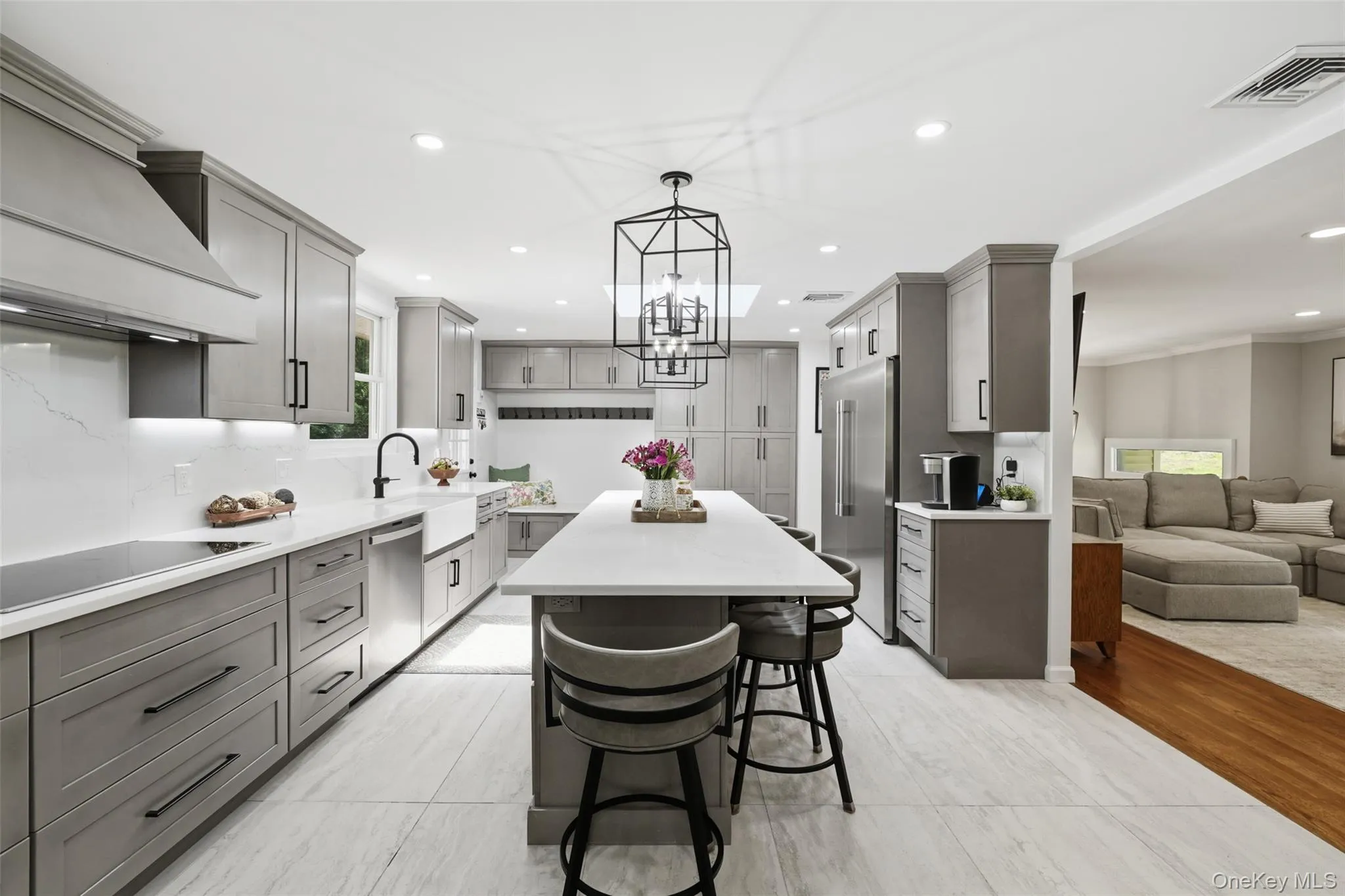 Gorgeous completely renovated eat-in kitchen with center island and much more! Gorgeous completely renovated eat-in kitchen with center island and much more!