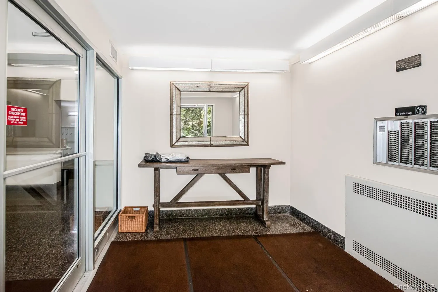 611 Palmer Road, Yonkers, NY, 2 Rooms Rooms,1 BathroomBathrooms,Residential,For Rent,Palmer,0,1012385 611 Palmer Road, Yonkers, NY, 2 Rooms Rooms,1 BathroomBathrooms,Residential,For Rent,Palmer,0,1012385