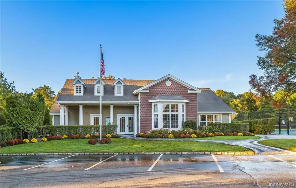 15 Scarborough Drive, Smithtown, NY, 3 Bedrooms Bedrooms, 7 Rooms Rooms,2 BathroomsBathrooms,Residential,For Rent,Scarborough,0,1012386 15 Scarborough Drive, Smithtown, NY, 3 Bedrooms Bedrooms, 7 Rooms Rooms,2 BathroomsBathrooms,Residential,For Rent,Scarborough,0,1012386