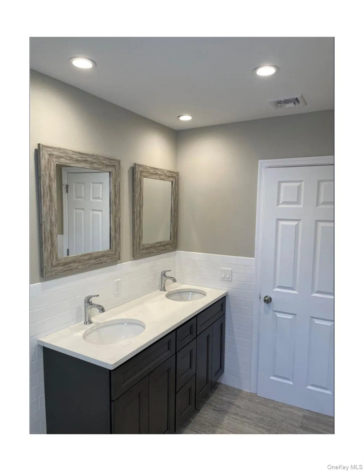97 Coles Street, Glen Cove, NY, 2 Bedrooms Bedrooms, 4 Rooms Rooms,1 BathroomBathrooms,Residential Lease,For Rent,Coles,0,1012388 97 Coles Street, Glen Cove, NY, 2 Bedrooms Bedrooms, 4 Rooms Rooms,1 BathroomBathrooms,Residential Lease,For Rent,Coles,0,1012388